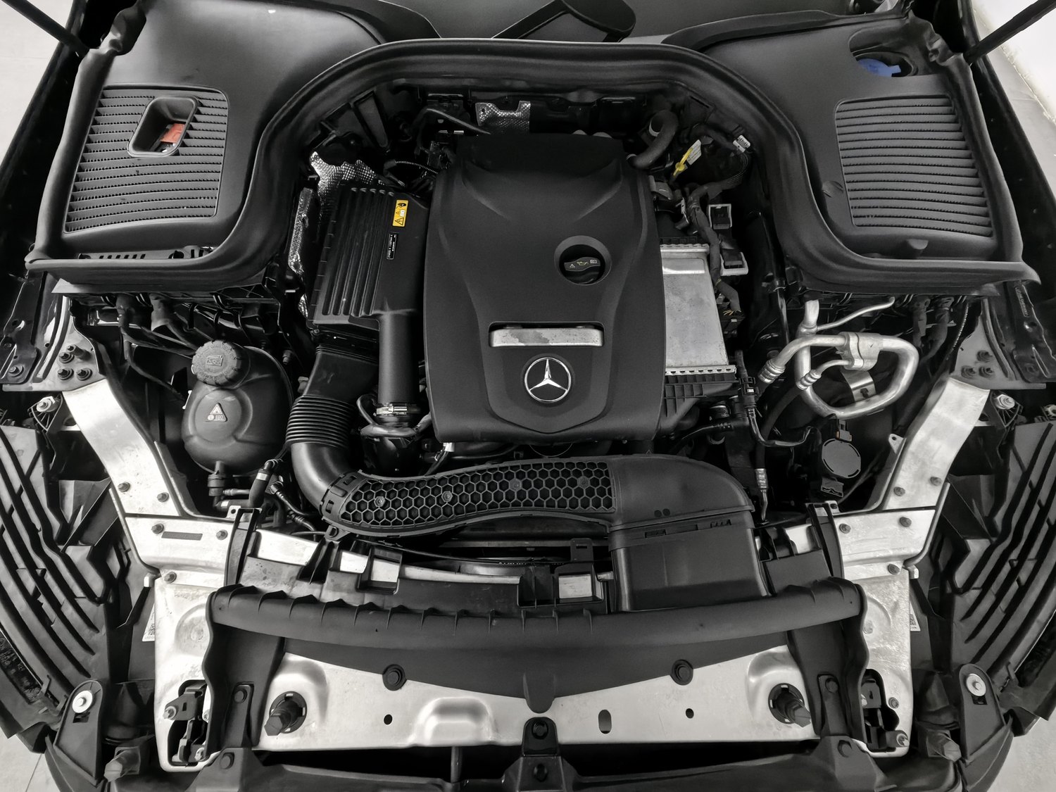Used Mercedes-Benz GLC 2018 2.0 AT