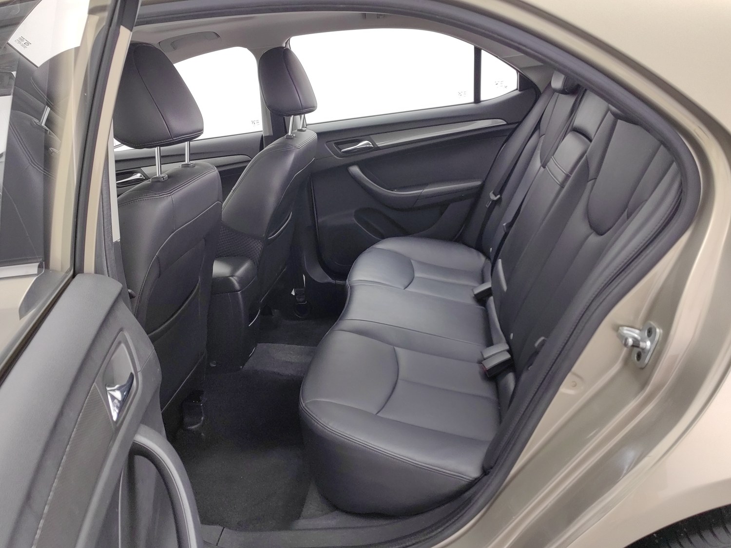 Used Roewe 360 2015 1.5 AT