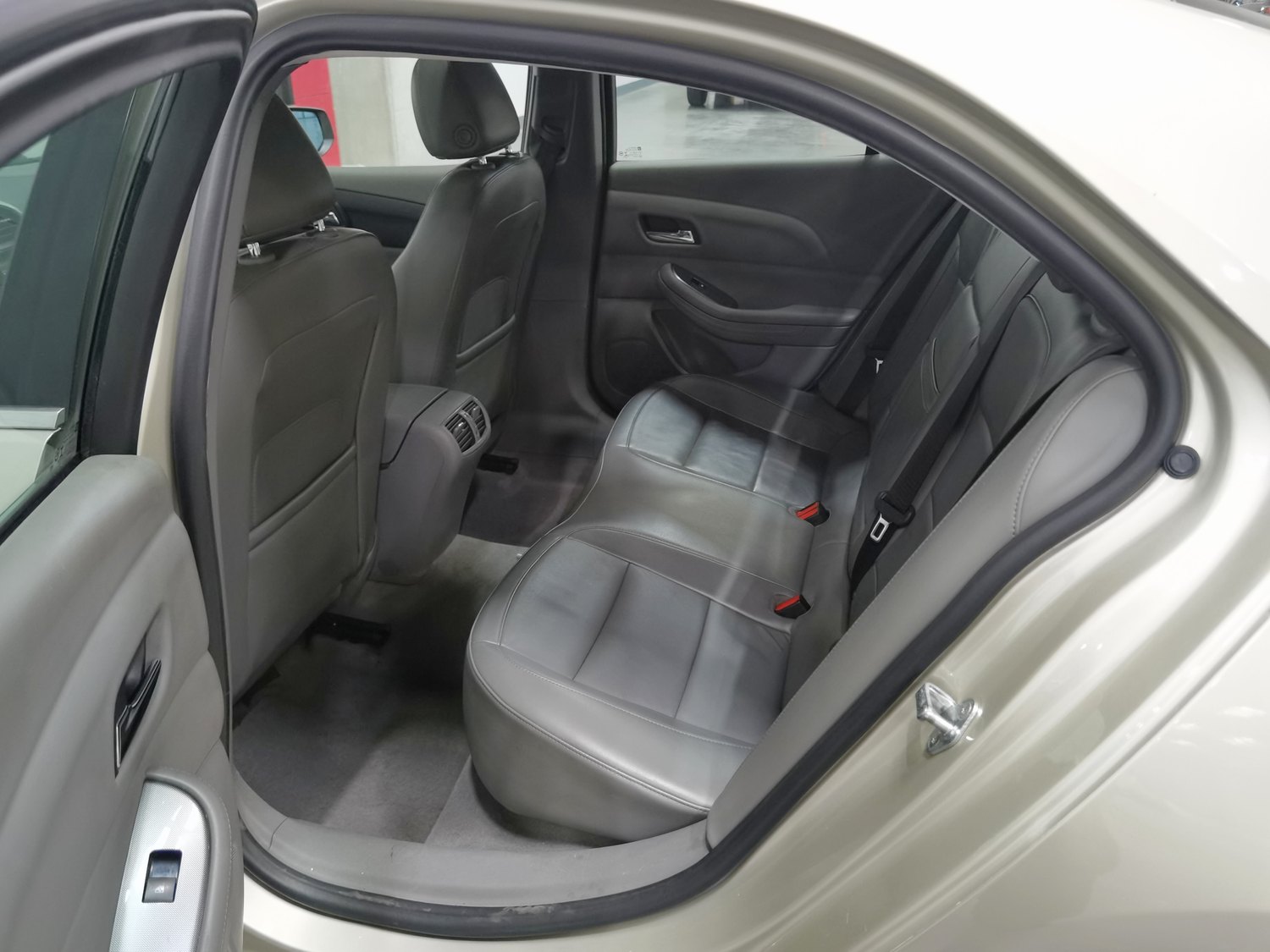 Used Chevrolet Malibu 2014 2.0 AT