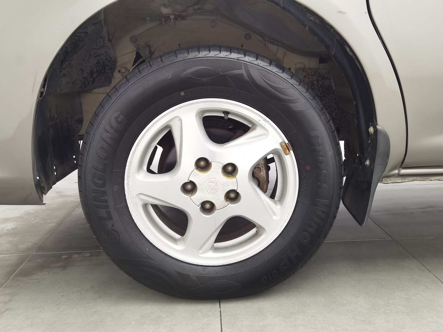 Used Dongfeng Forthing Lingzhi 2016 1.6 MT