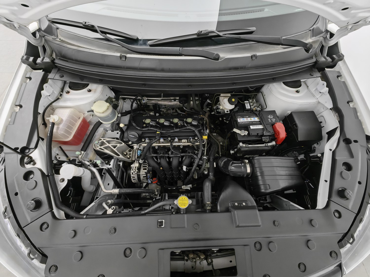 Used Dongfeng Forthing T5 2023 1.6 MT