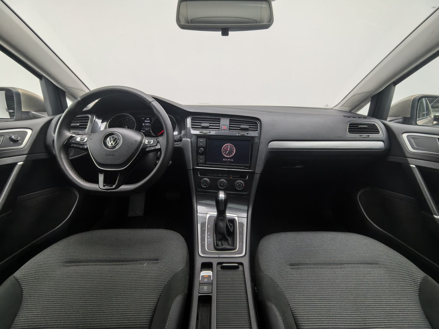Used Volkswagen Golf 2018 1.6 AT