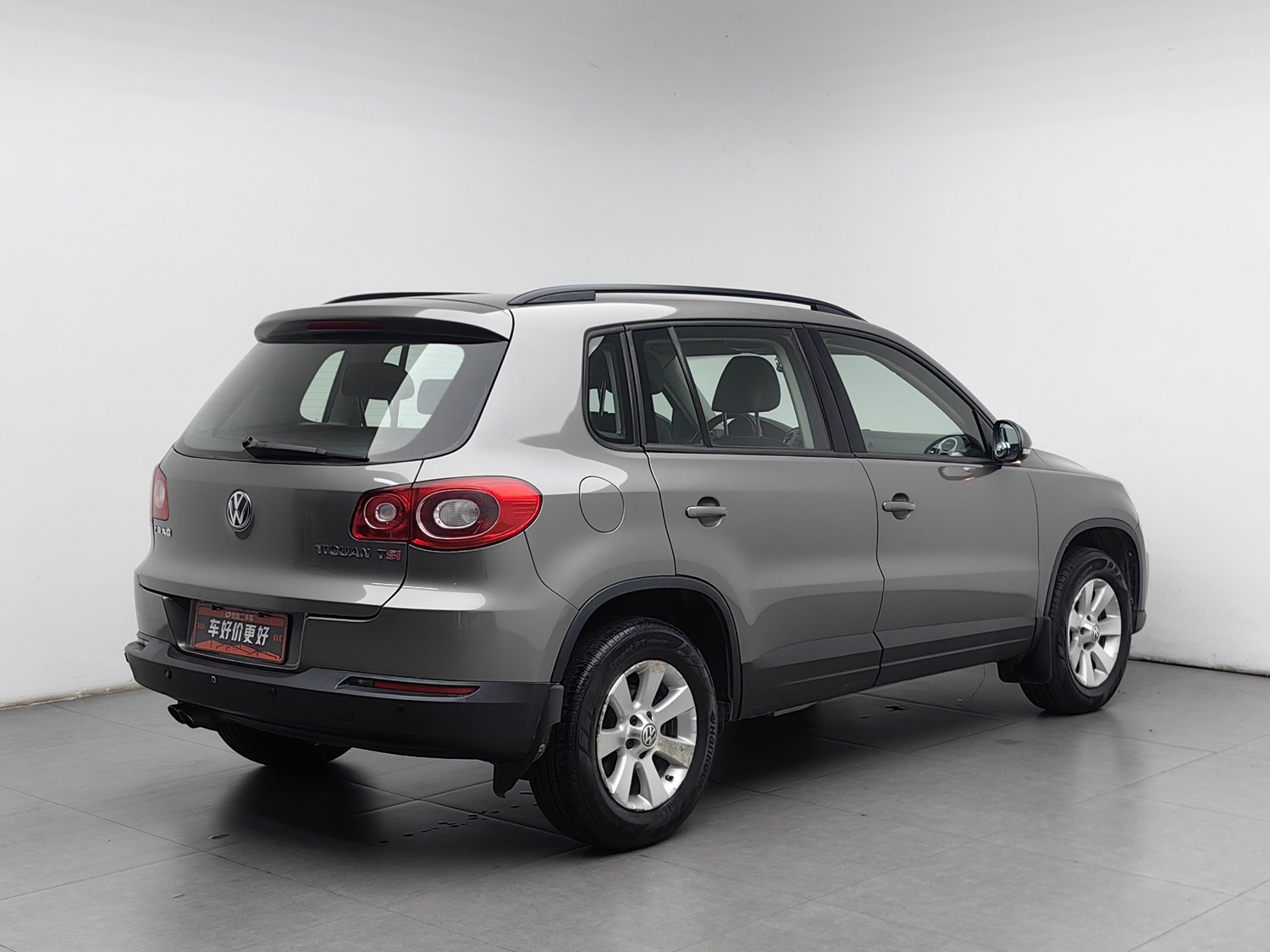 Used Volkswagen Tiguan 2010 1.8 AT