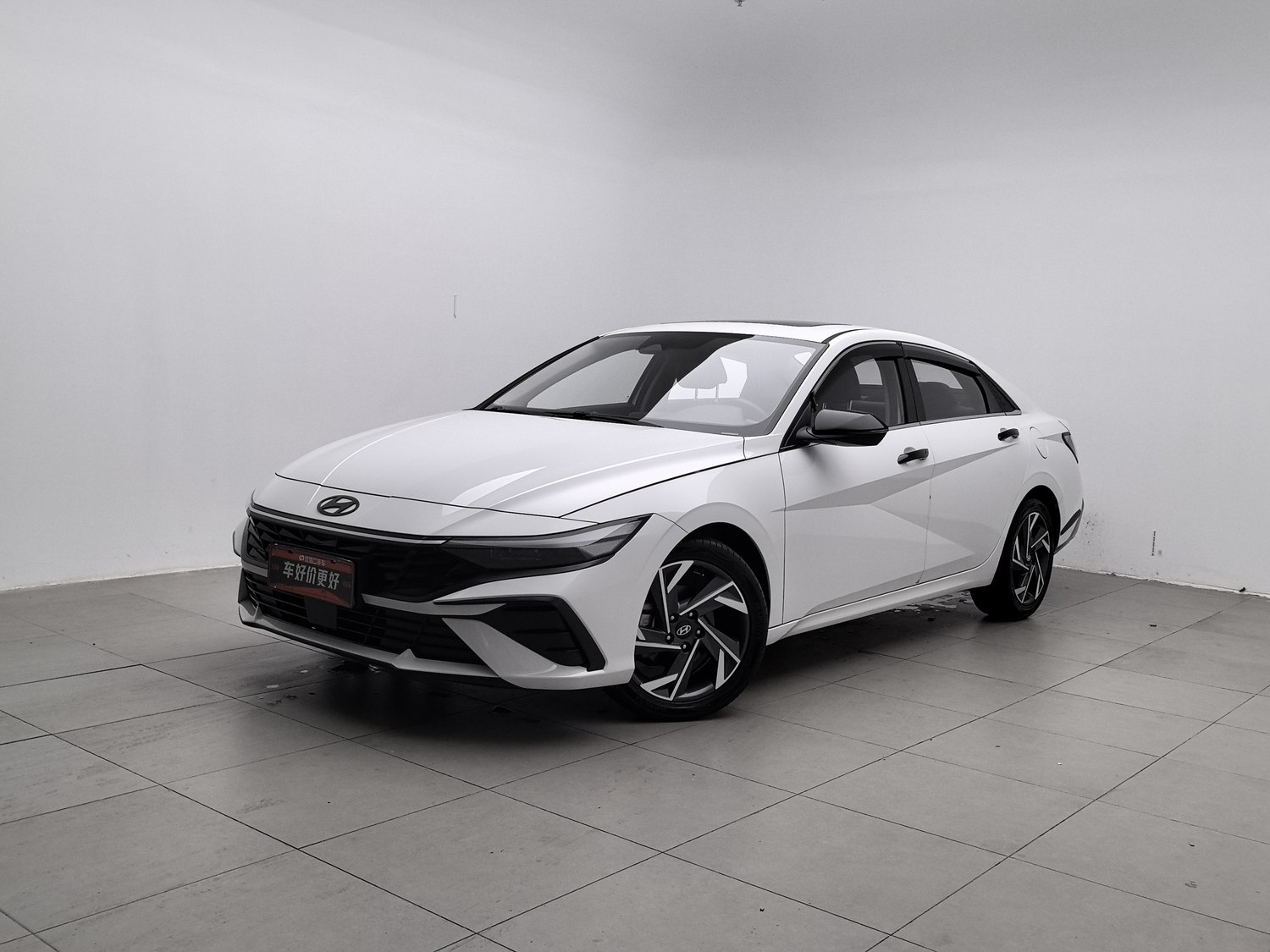 Used Hyundai Elantra 2023 1.5 AT