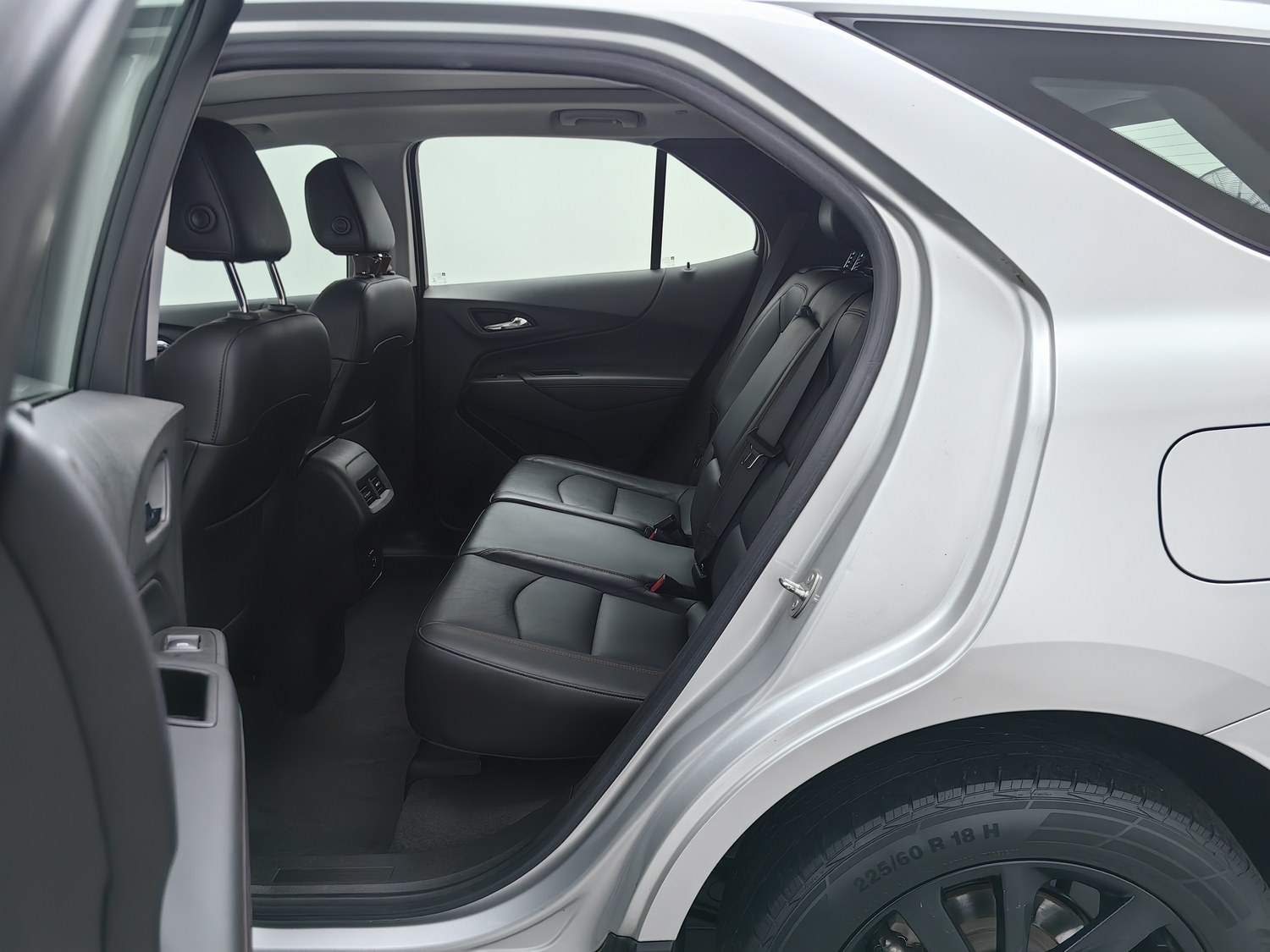 Used Chevrolet Equinox 2019 2.0 AT