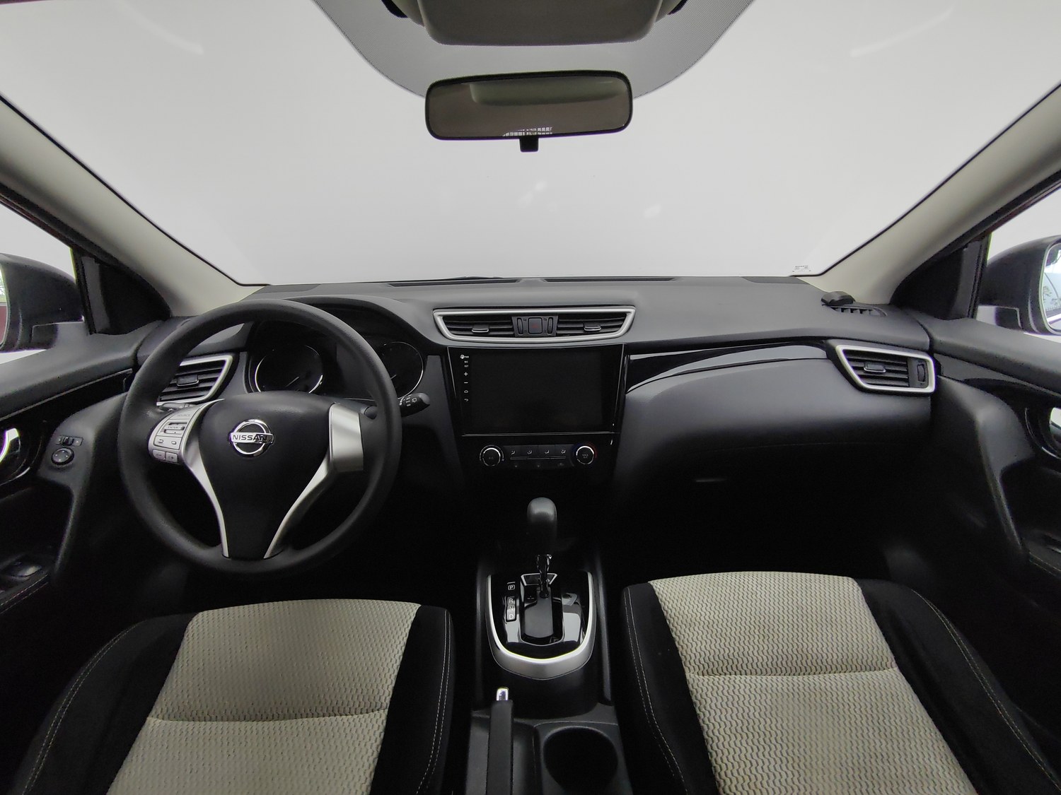 Used Nissan Qashqai 2016 2.0 AT