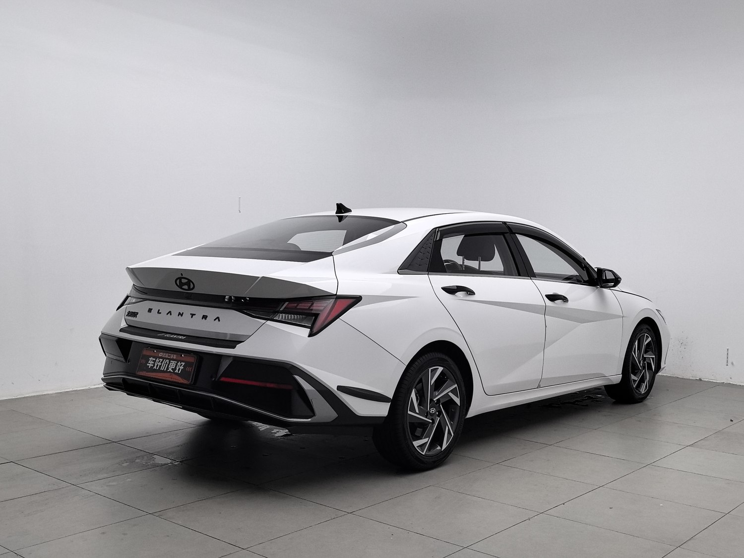 Used Hyundai Elantra 2023 1.5 AT