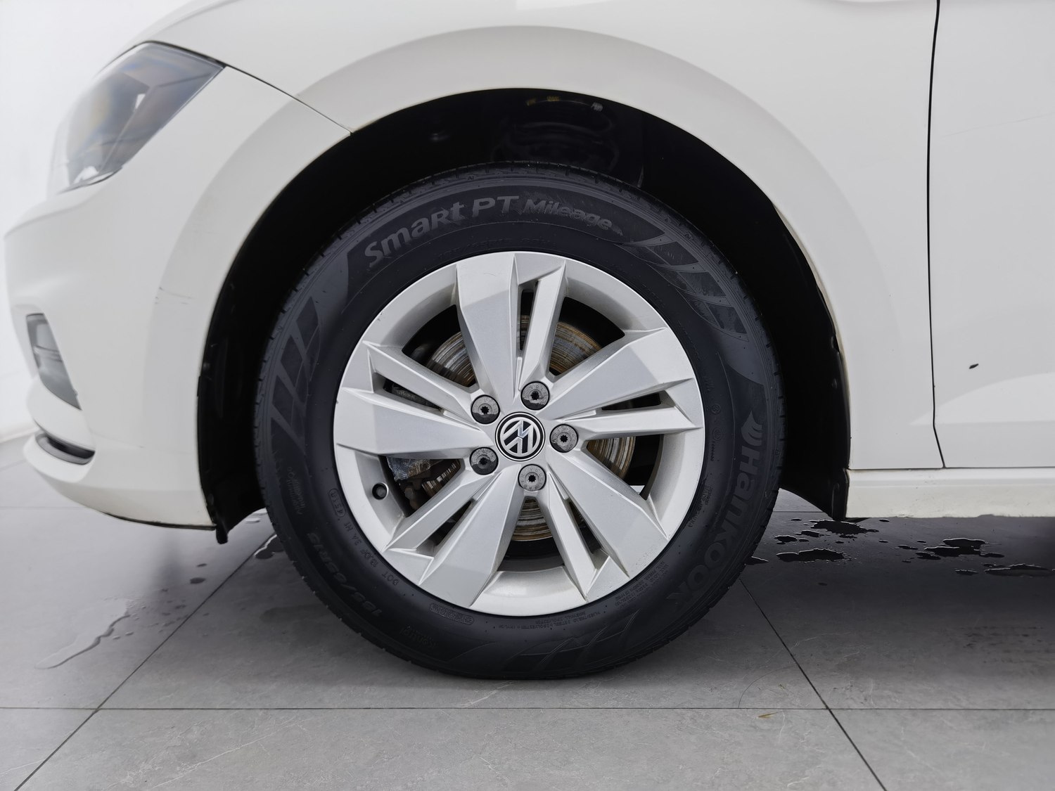Used Volkswagen Polo 2019 1.5 AT