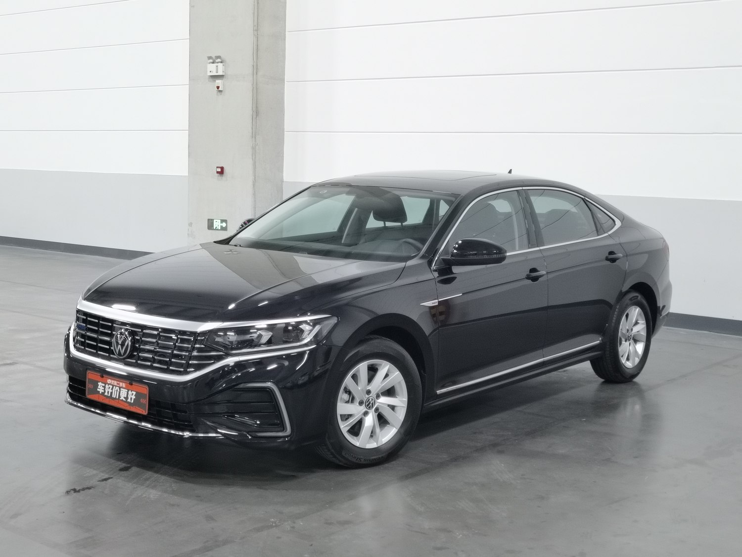 Used Volkswagen Passat EV 2025 1.4 AT