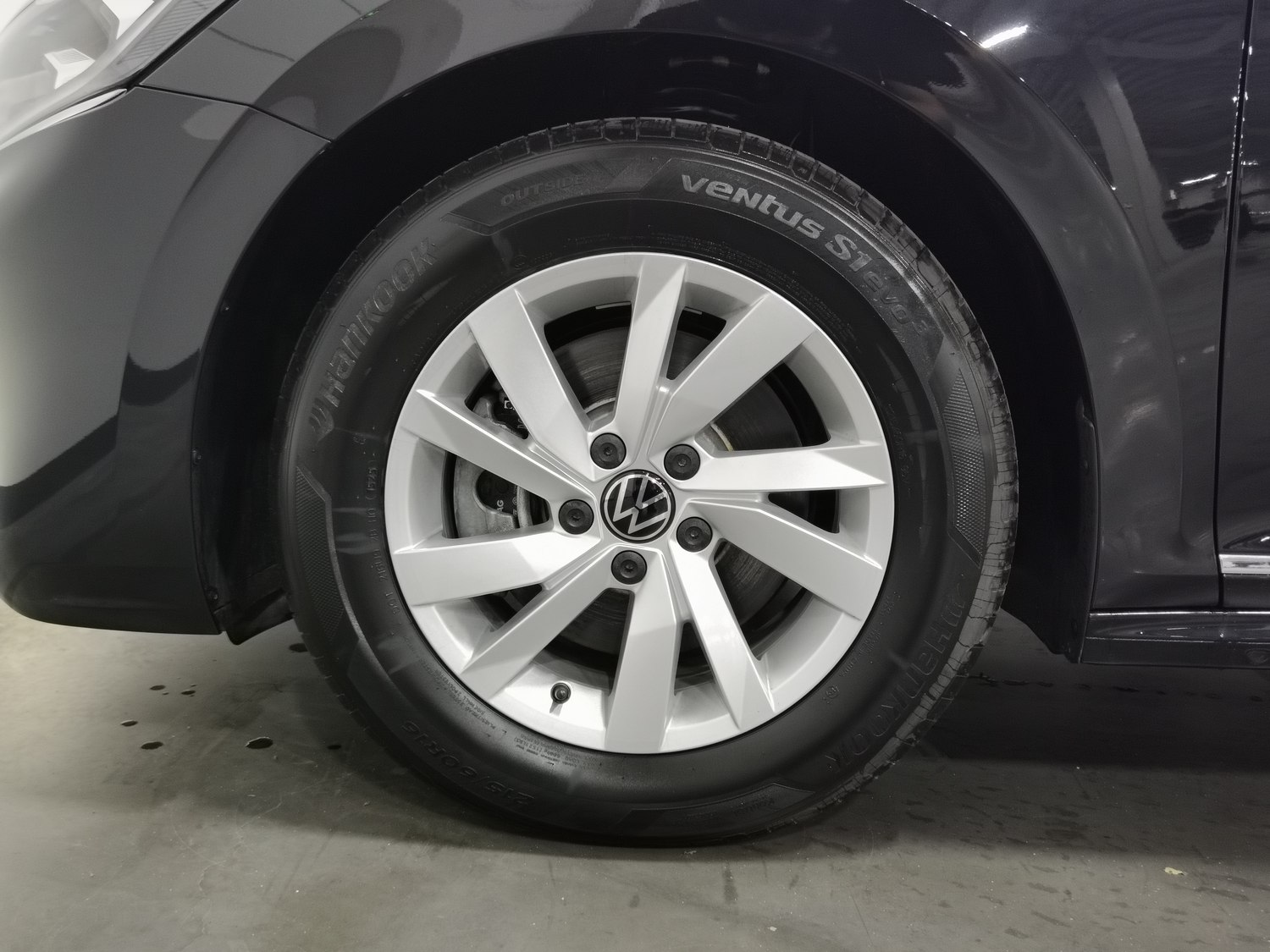 Used Volkswagen Passat EV 2025 1.4 AT