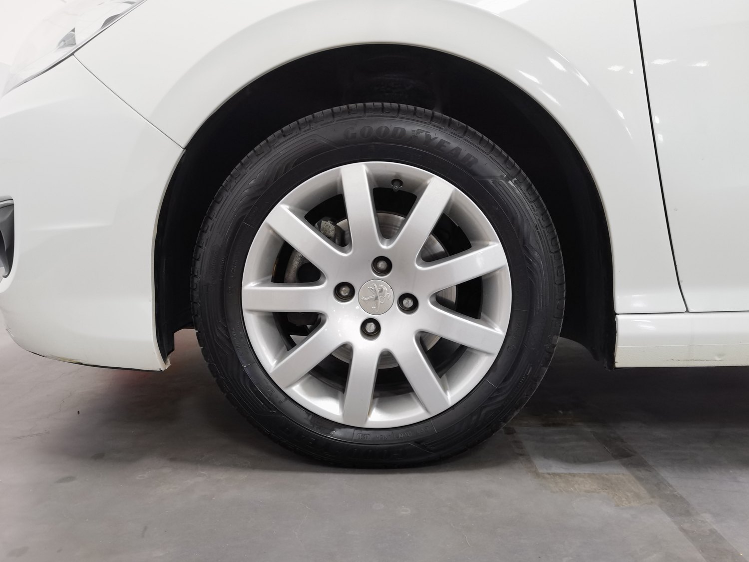 Used Peugeot 308 2014 1.6 MT