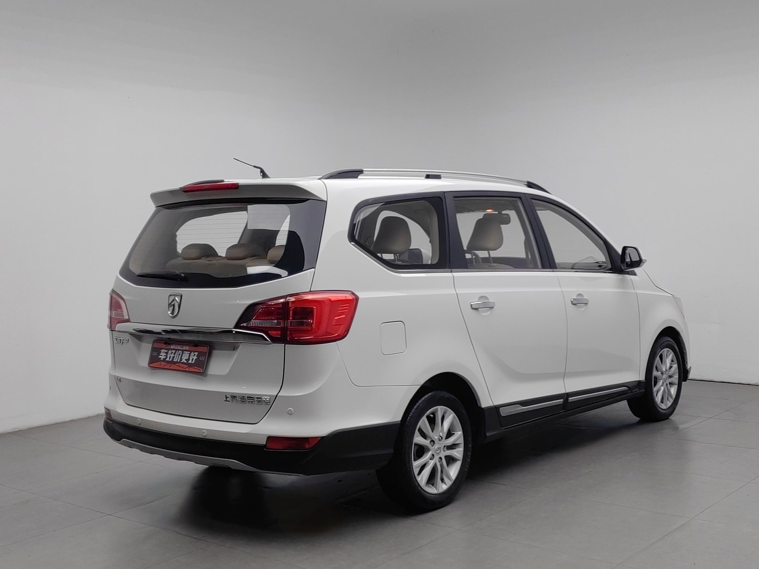 Used Baojun 730 2016 1.8 AT