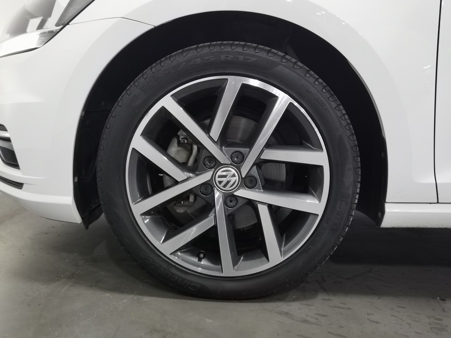 Used Volkswagen Golf 2020 1.2 AT