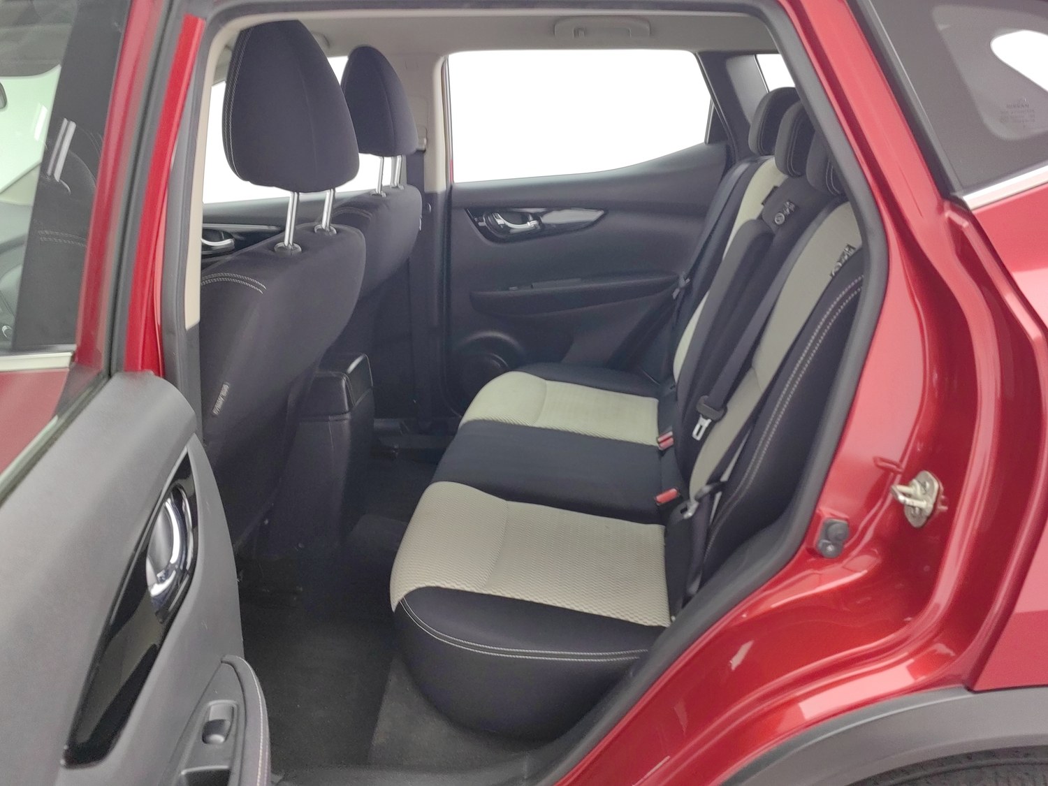 Used Nissan Qashqai 2016 2.0 AT