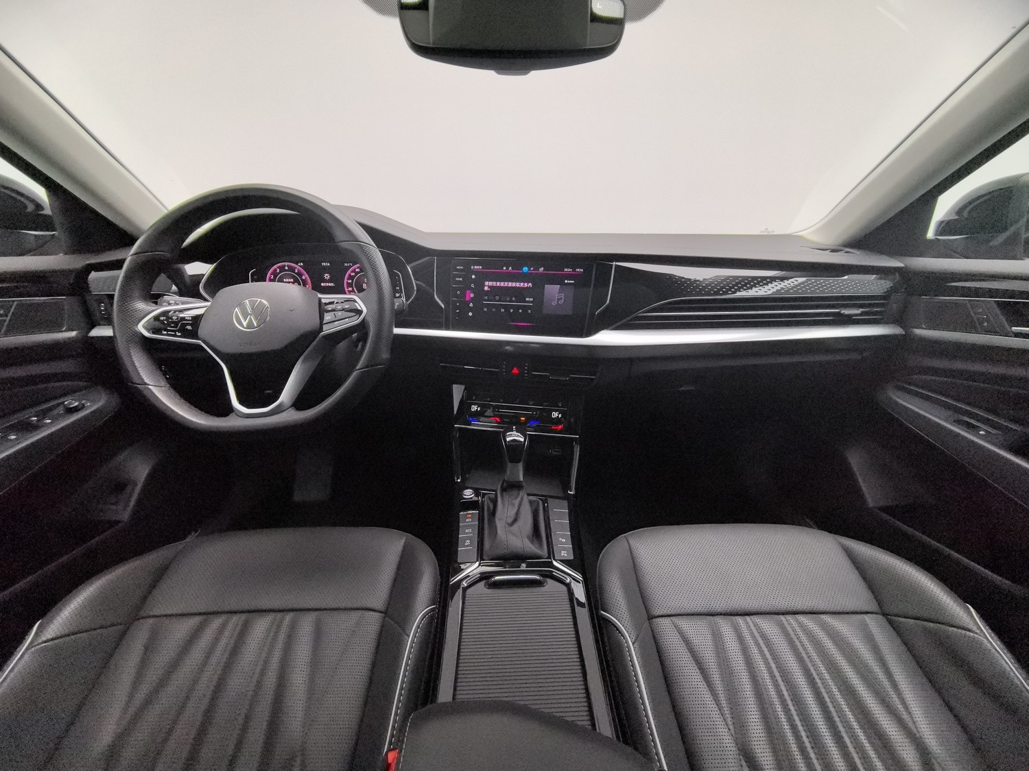 Used Volkswagen Passat 2023 2.0 AT