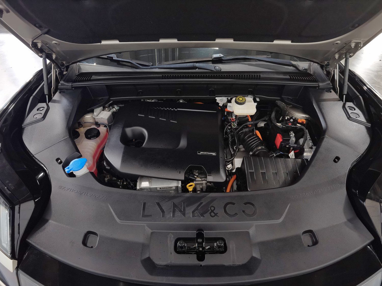 Used Lynk & Co 08 2023 1.5 AT
