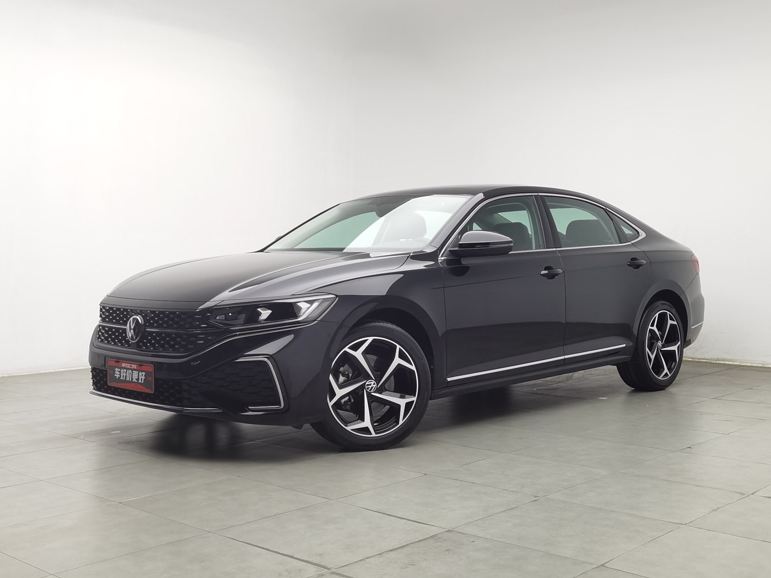Used Volkswagen Passat 2025 2.0 AT