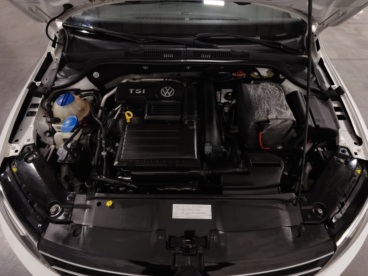 Used Volkswagen Sagitar 2018 1.4 AT