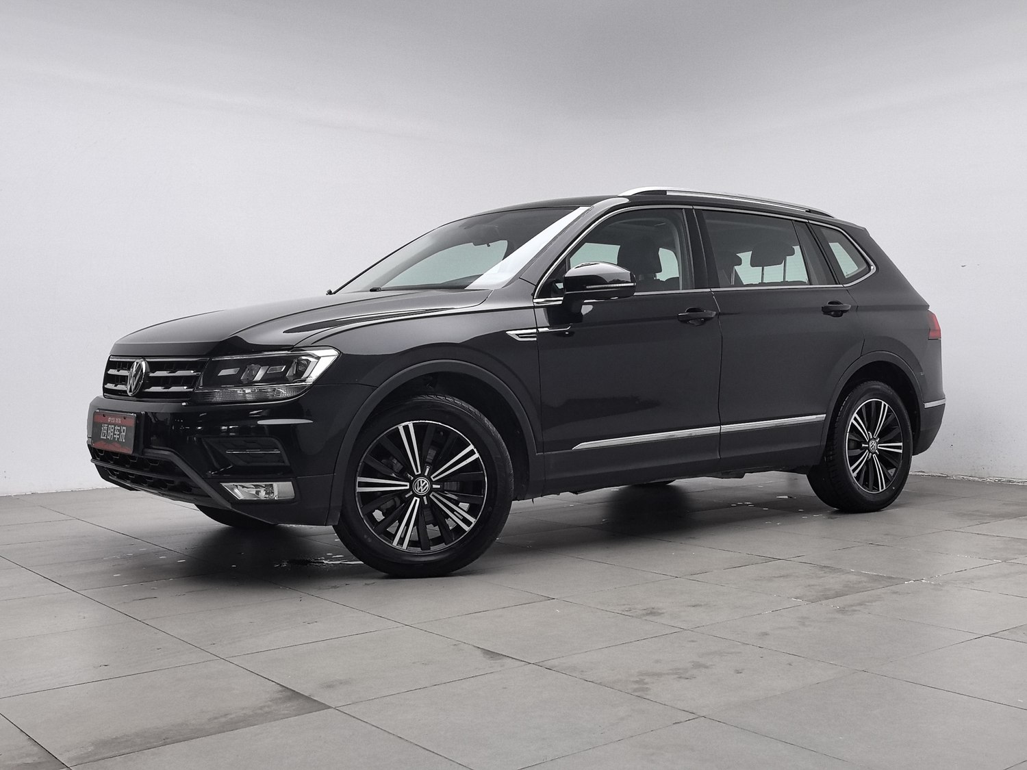 Used Volkswagen Tiguan L 2019 2.0 AT