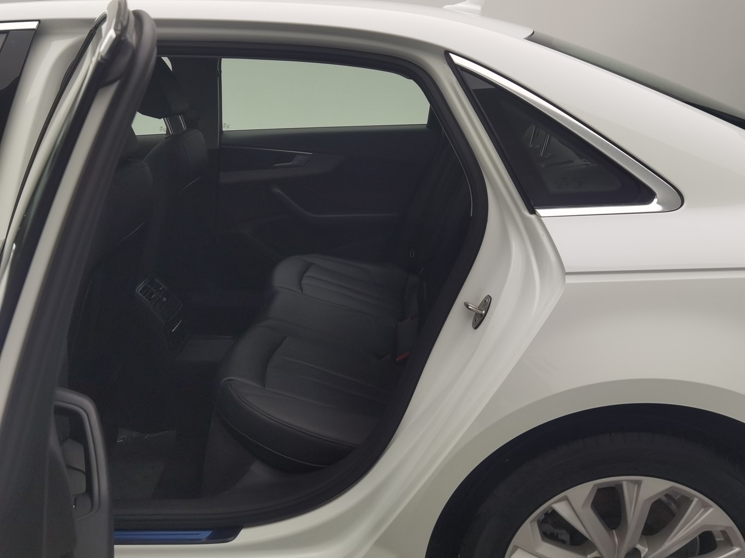 Used Audi A4L 2019 2.0 AT