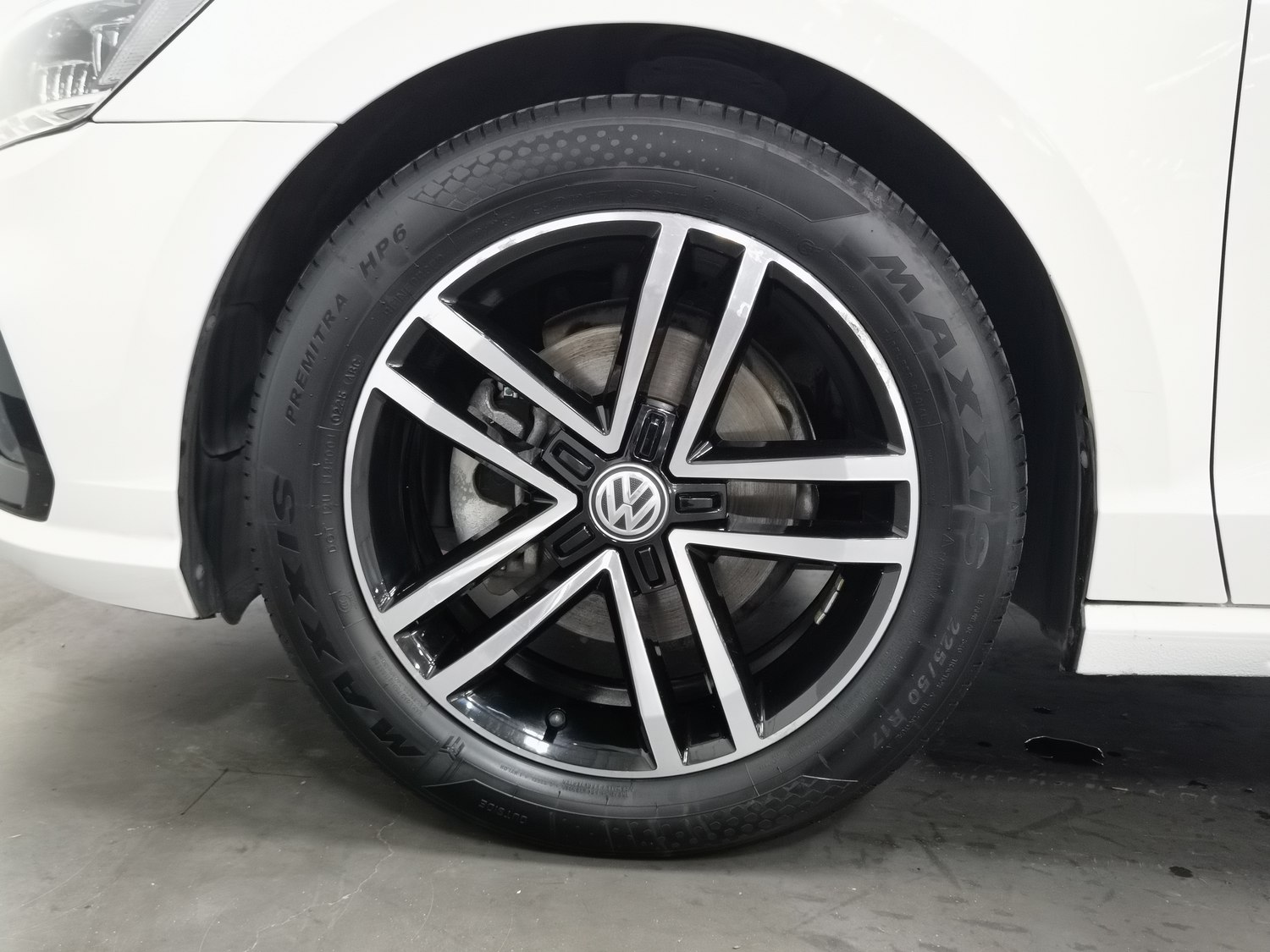 Used Volkswagen Lamando 2019 1.4 AT