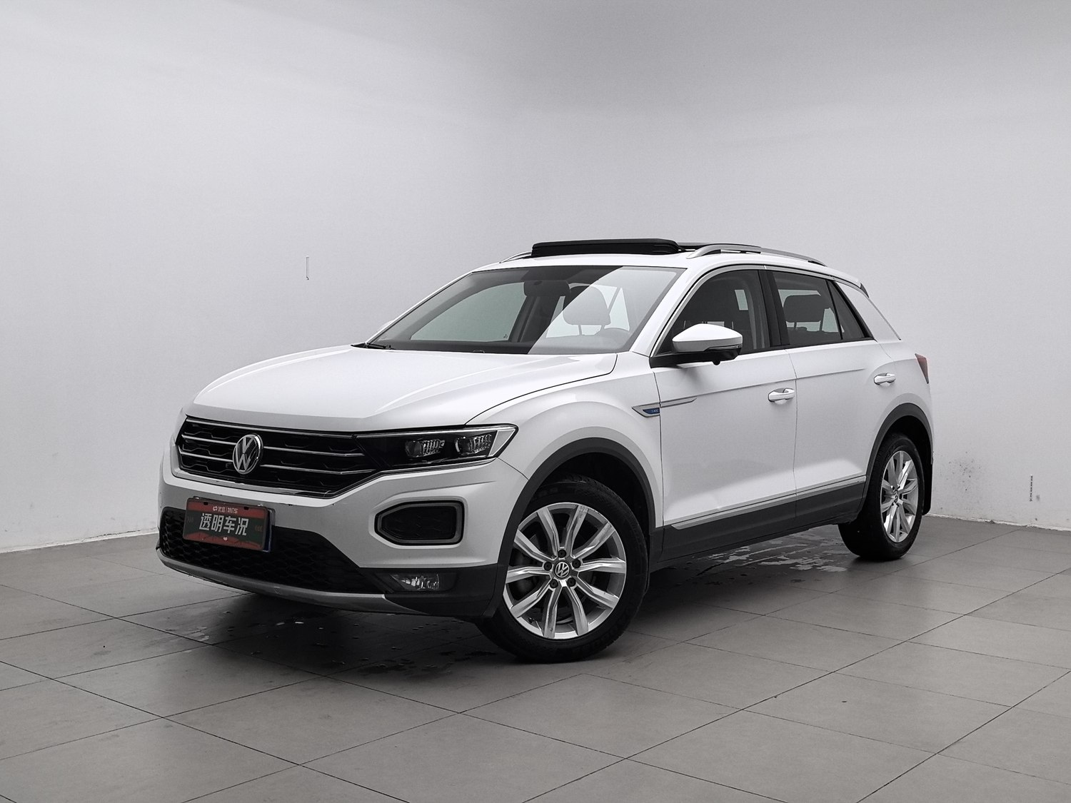 Used Volkswagen T-Roc 2019 1.4 AT