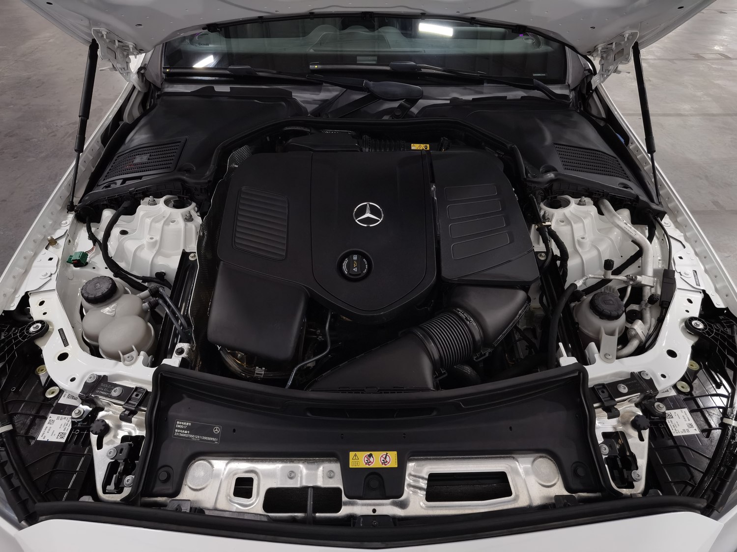 Used Mercedes-Benz C-Class EV 2023 2.0 AT