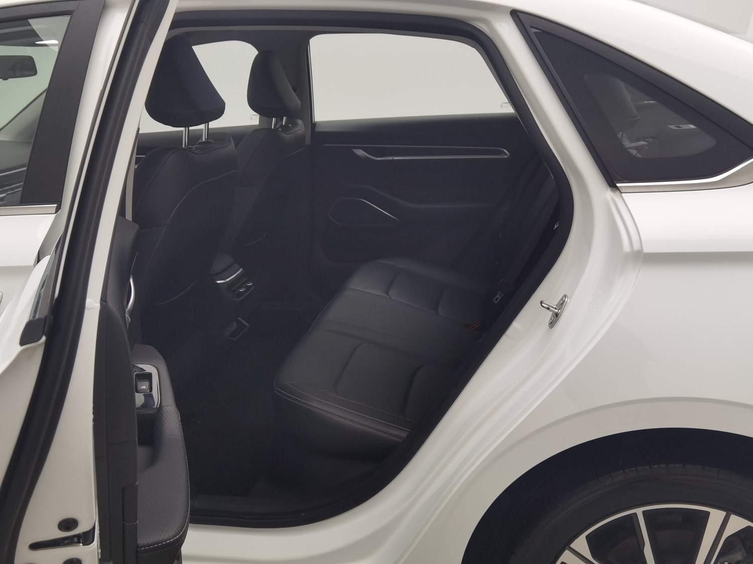 Used Geely Emgrand 2022 1.5 AT