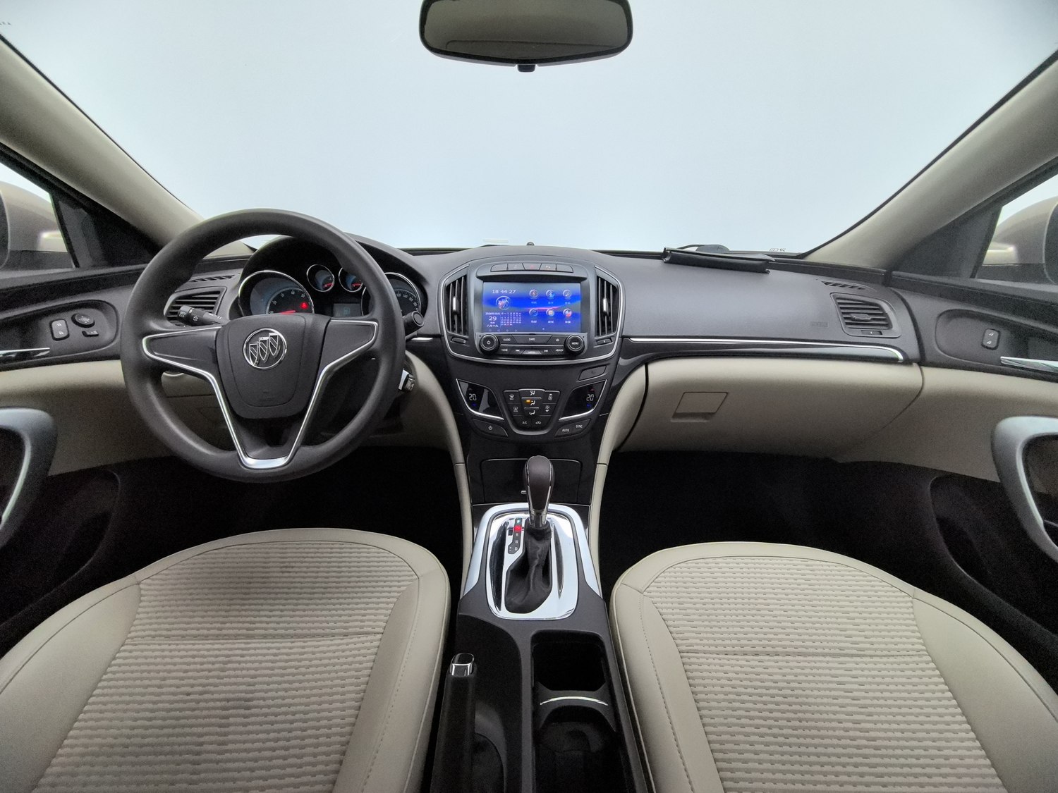 Used Buick Regal 2015 2.0 AT