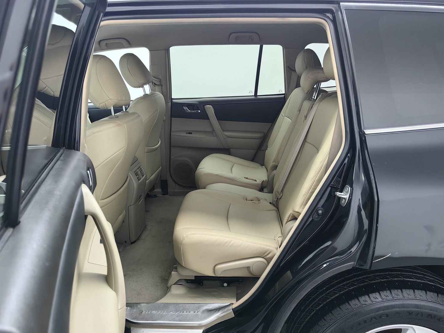 Used Toyota Highlander 2012 2.7 AT