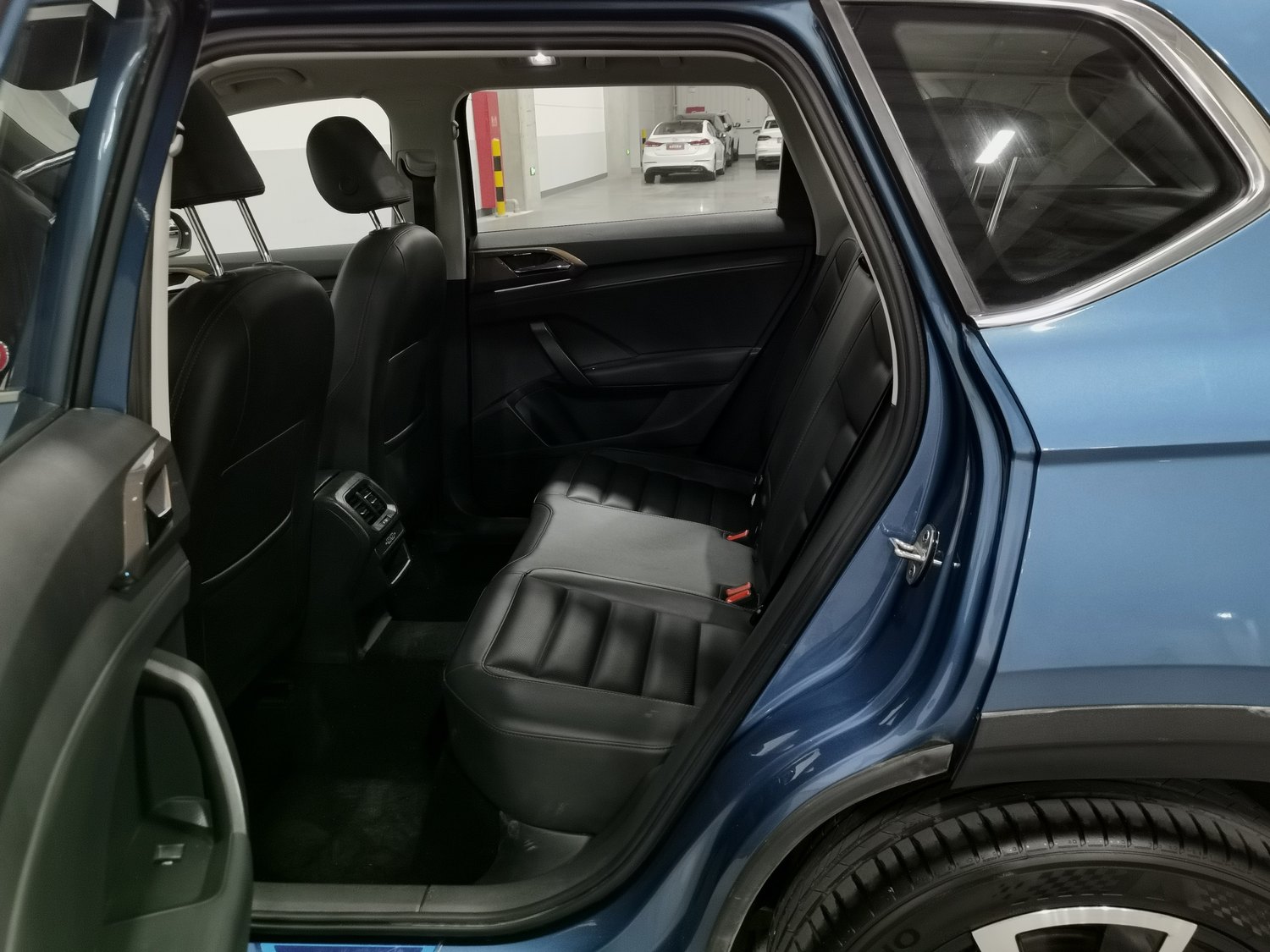 Used Volkswagen Tharu L 2019 2.0 AT