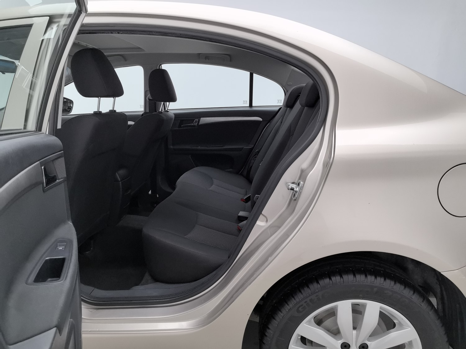 Used Roewe 350 2015 1.5 MT