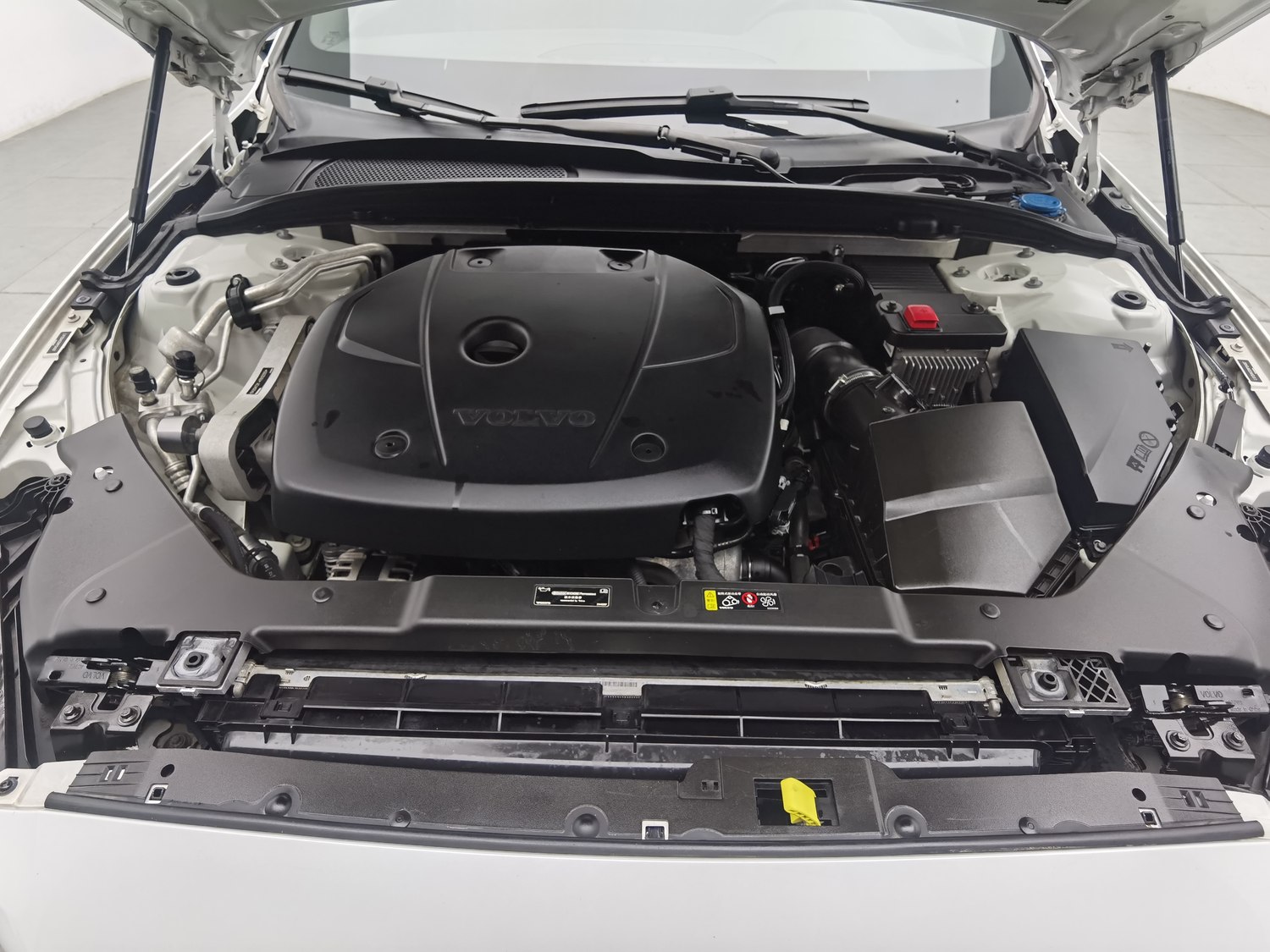 Used Volvo S60 2021 2.0 AT