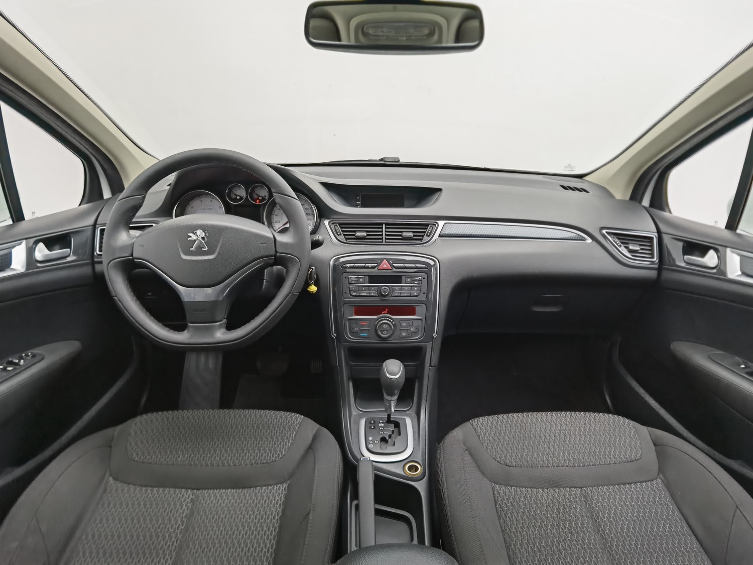 Used Peugeot 308 2014 1.6 AT