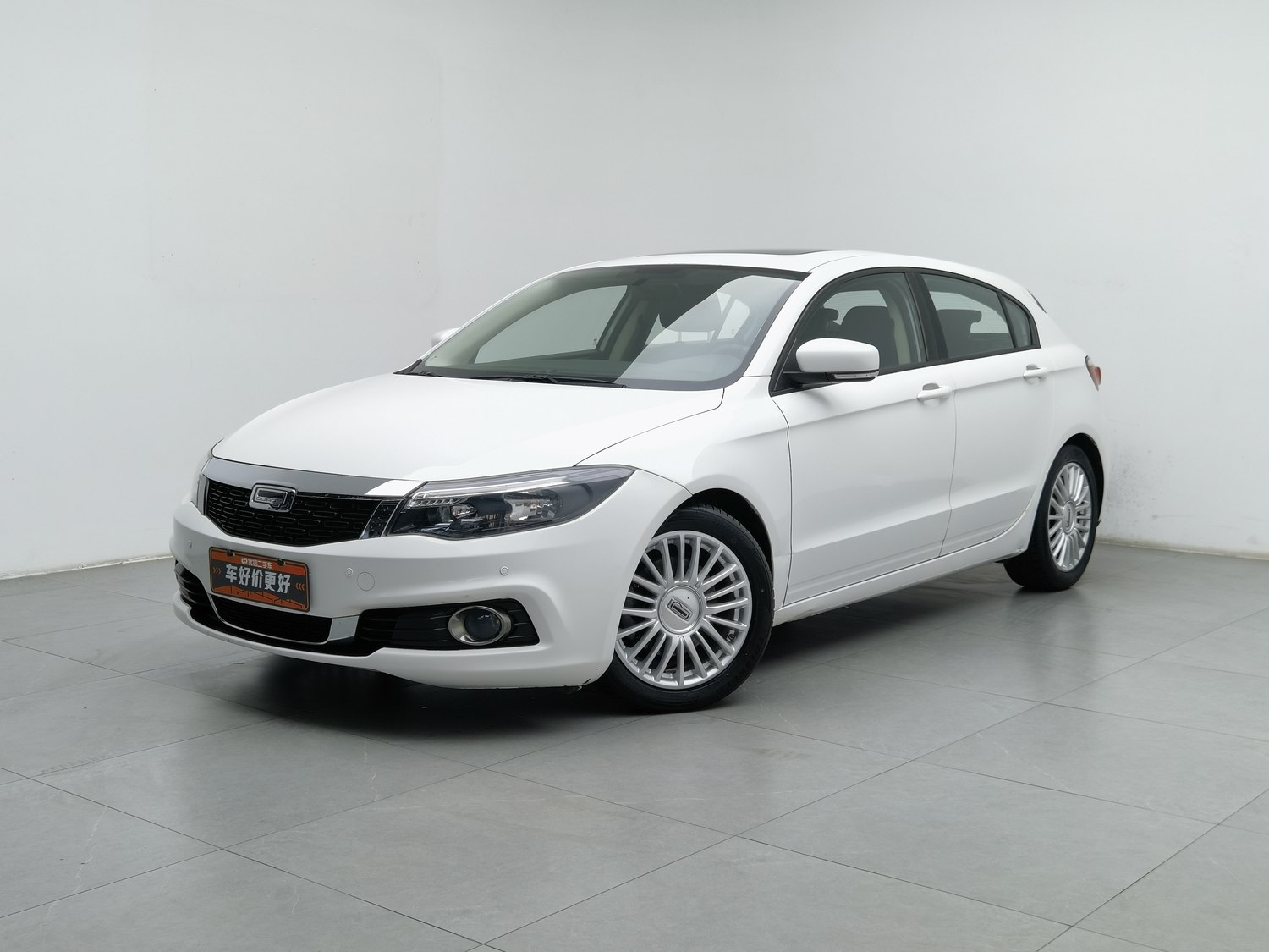 Used Qoros 3 2016 1.6 AT