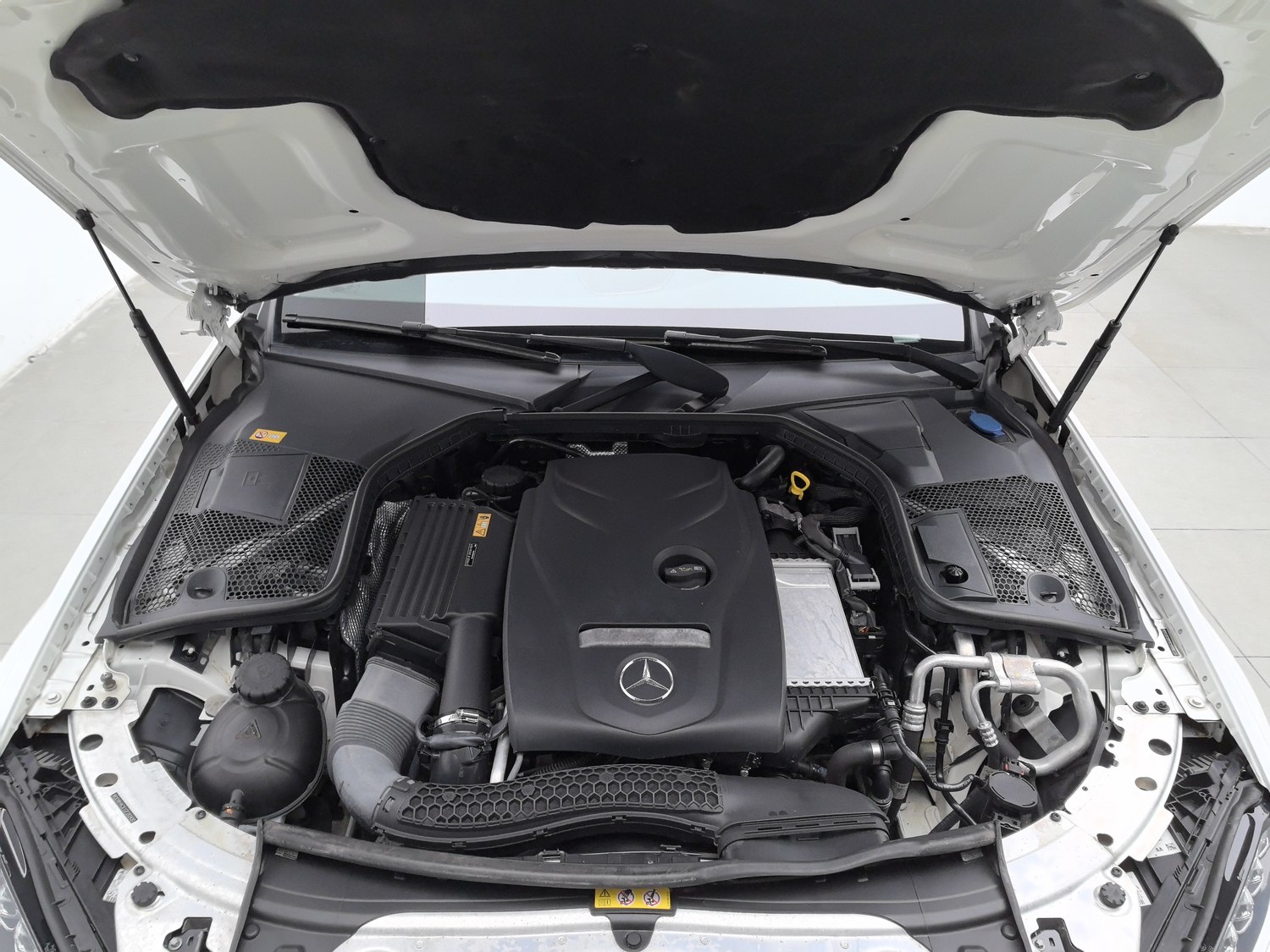 Used Mercedes-Benz C-Class (Imported) 2015 2.0 AT