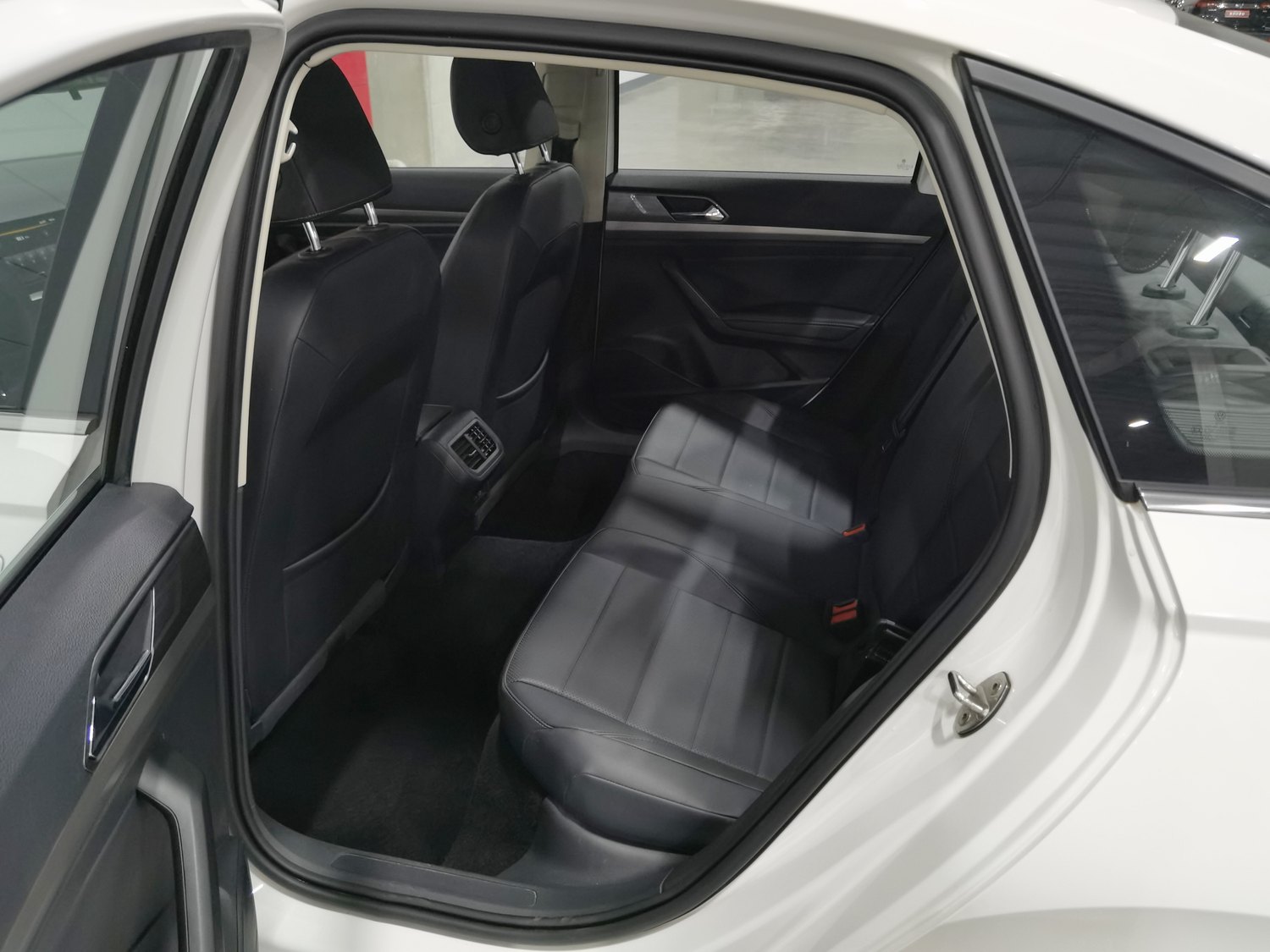Used Volkswagen Lavida 2022 1.5 AT