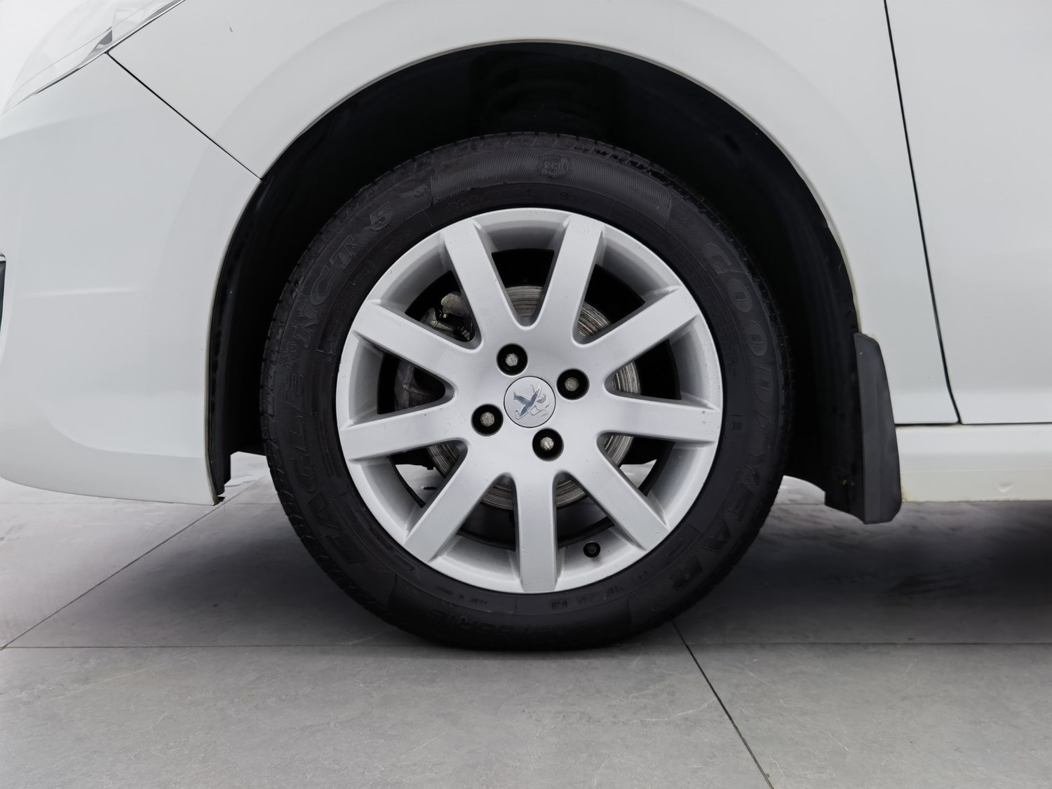 Used Peugeot 308 2014 1.6 AT