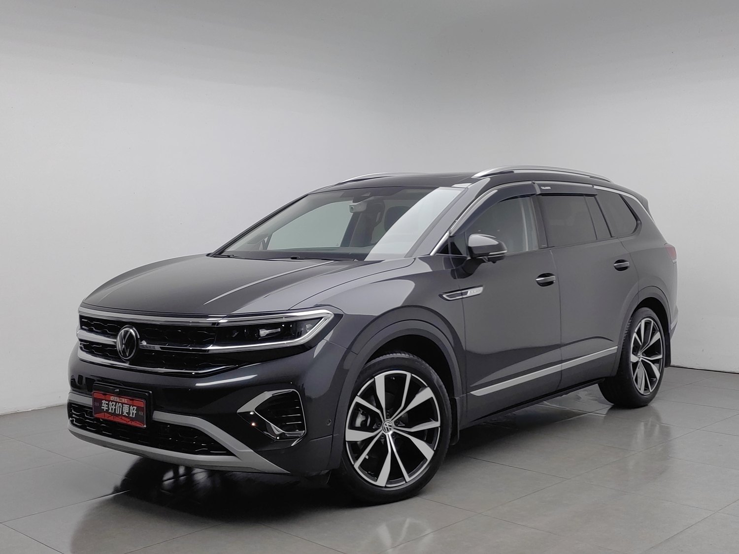 Used Volkswagen Tavendor 2022 2.5 AT