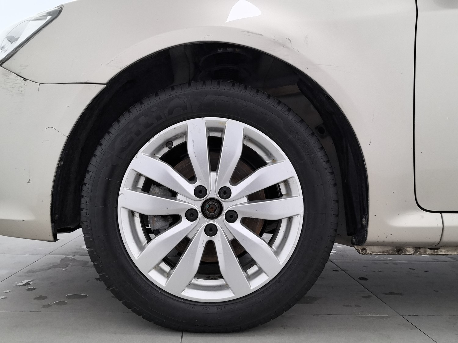 Used Roewe 350 2015 1.5 MT