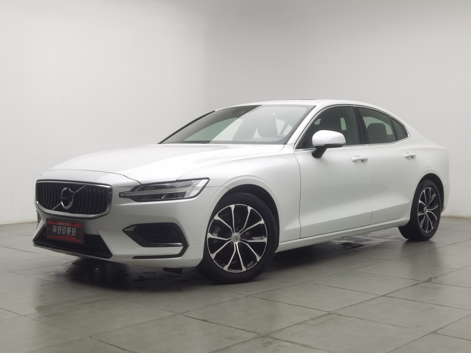 Used Volvo S60 2021 2.0 AT