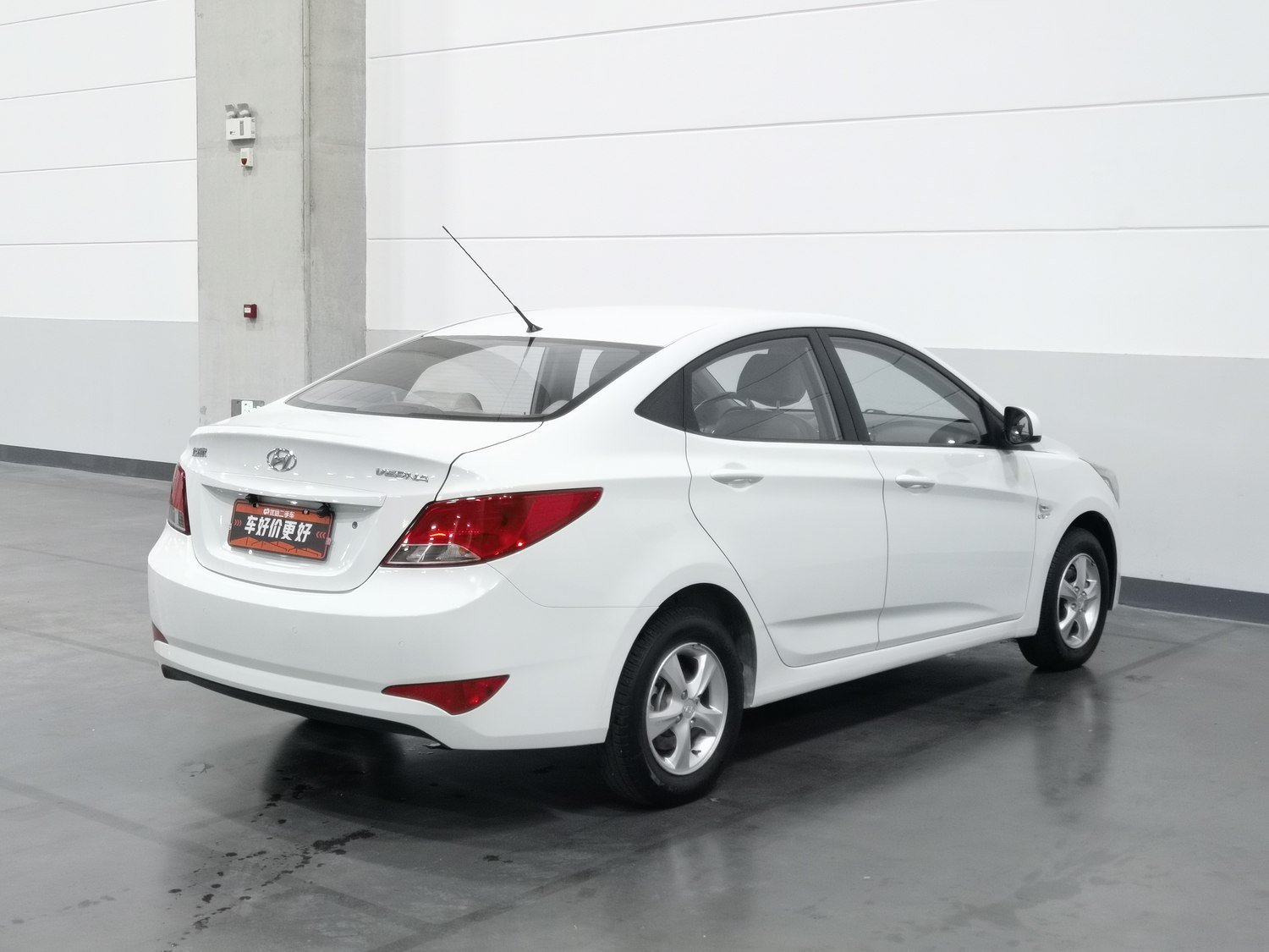 Used Hyundai Reina 2016 1.4 MT