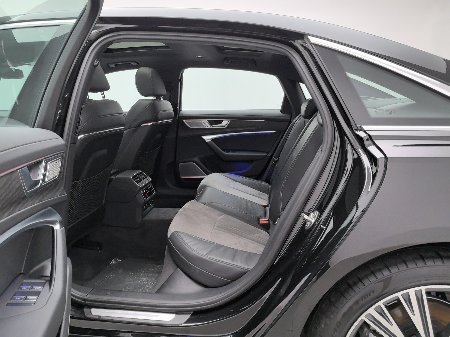 Used Audi A6L 2023 2.0 AT