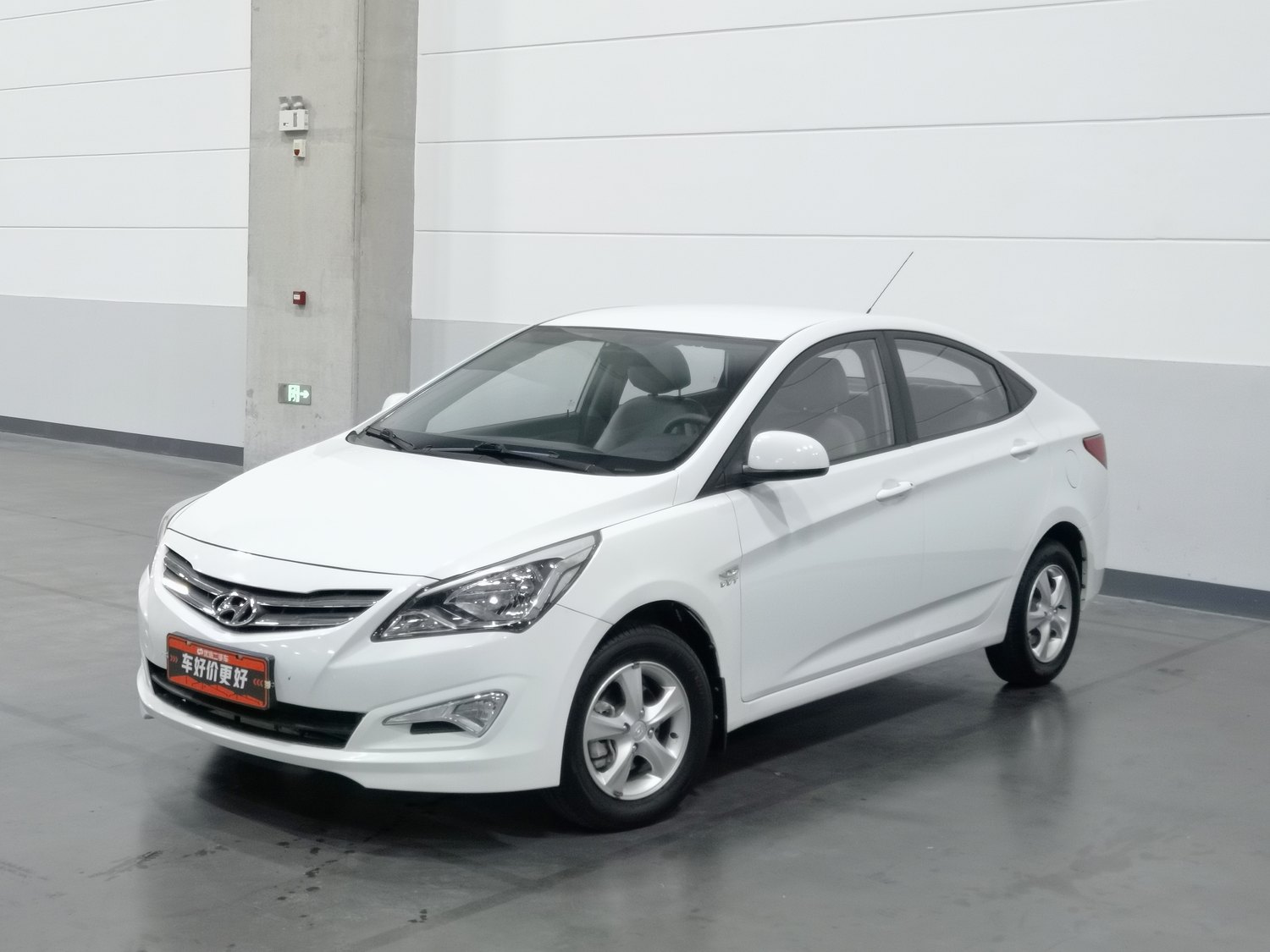 Used Hyundai Reina 2016 1.4 MT