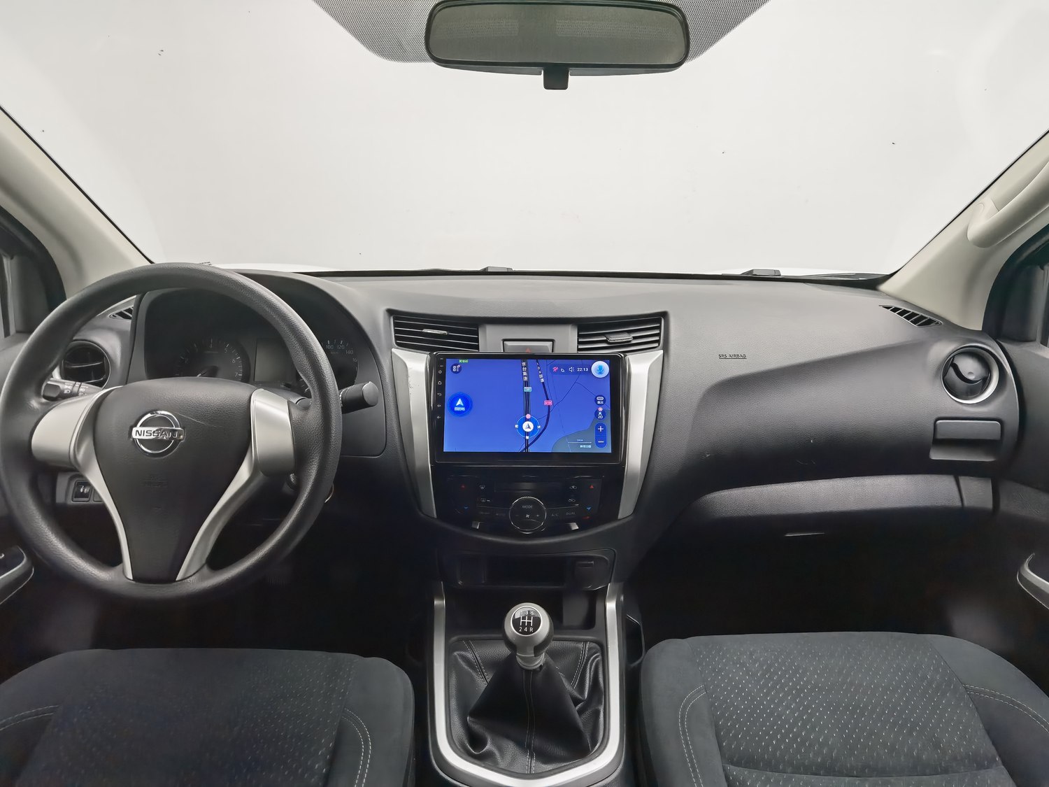 Used Nissan Navara 2017 2.5 MT
