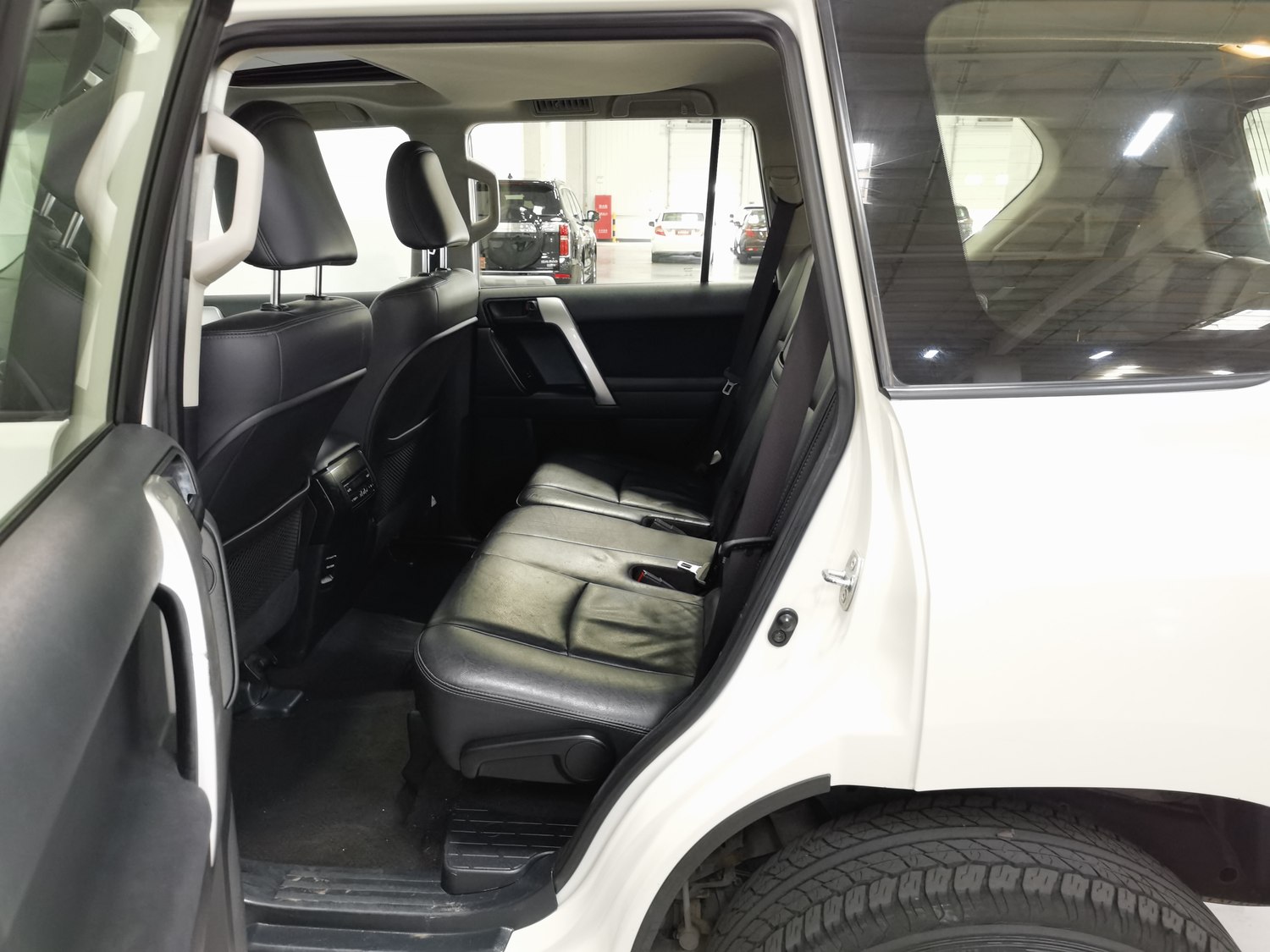 Used Toyota Prado 2016 2.7 AT