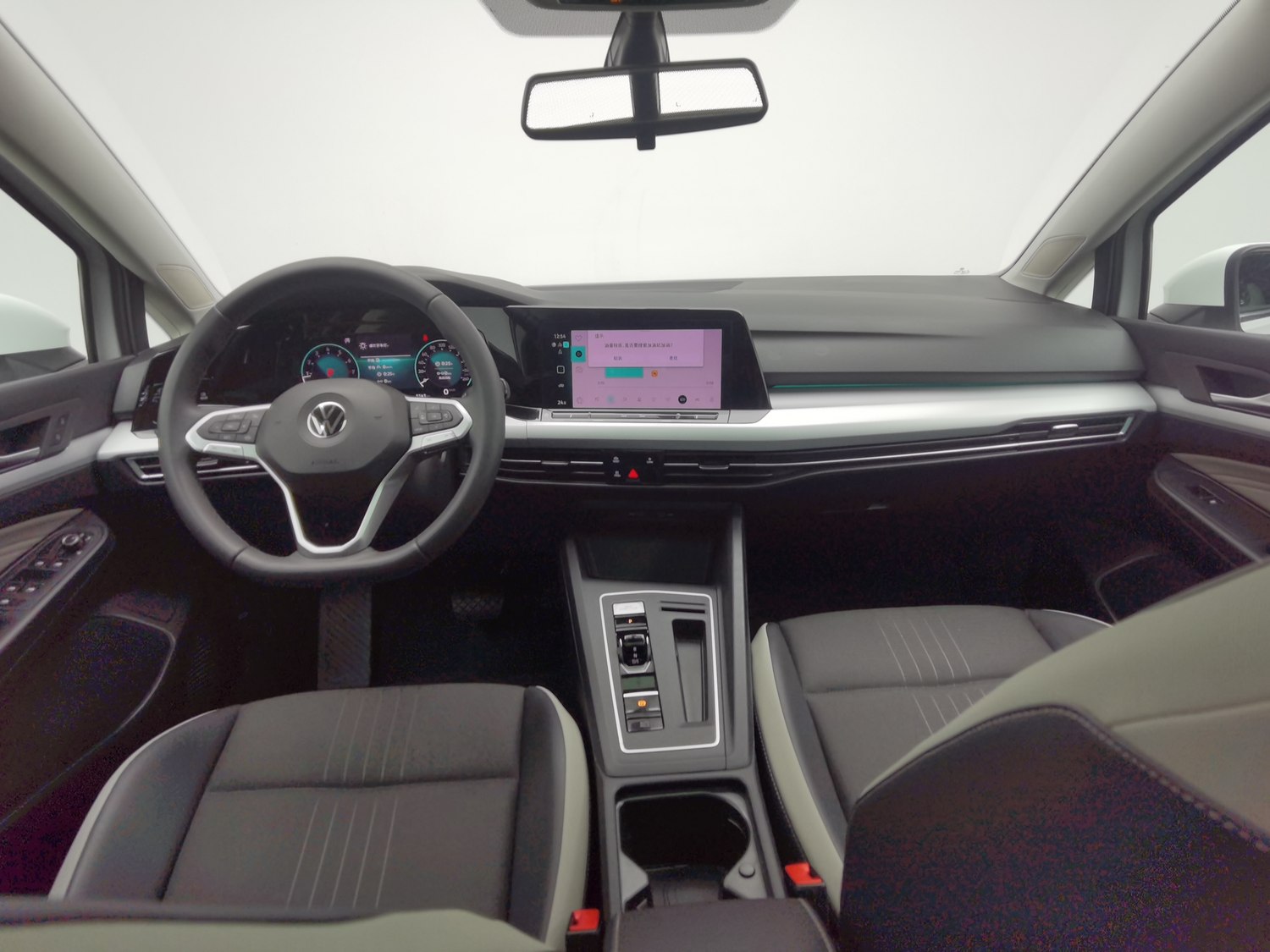 Used Volkswagen Golf 2024 1.4 AT