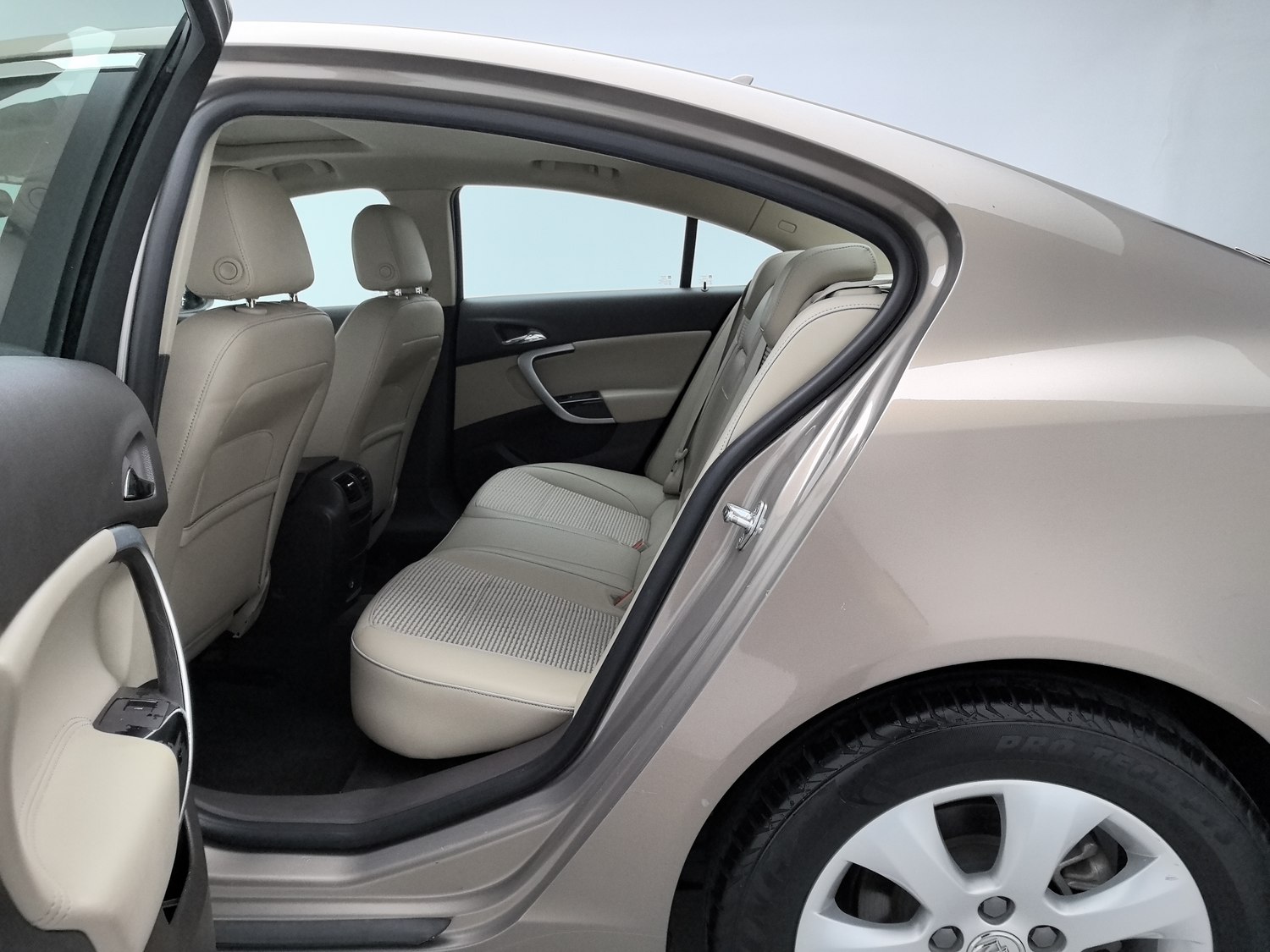 Used Buick Regal 2015 2.0 AT