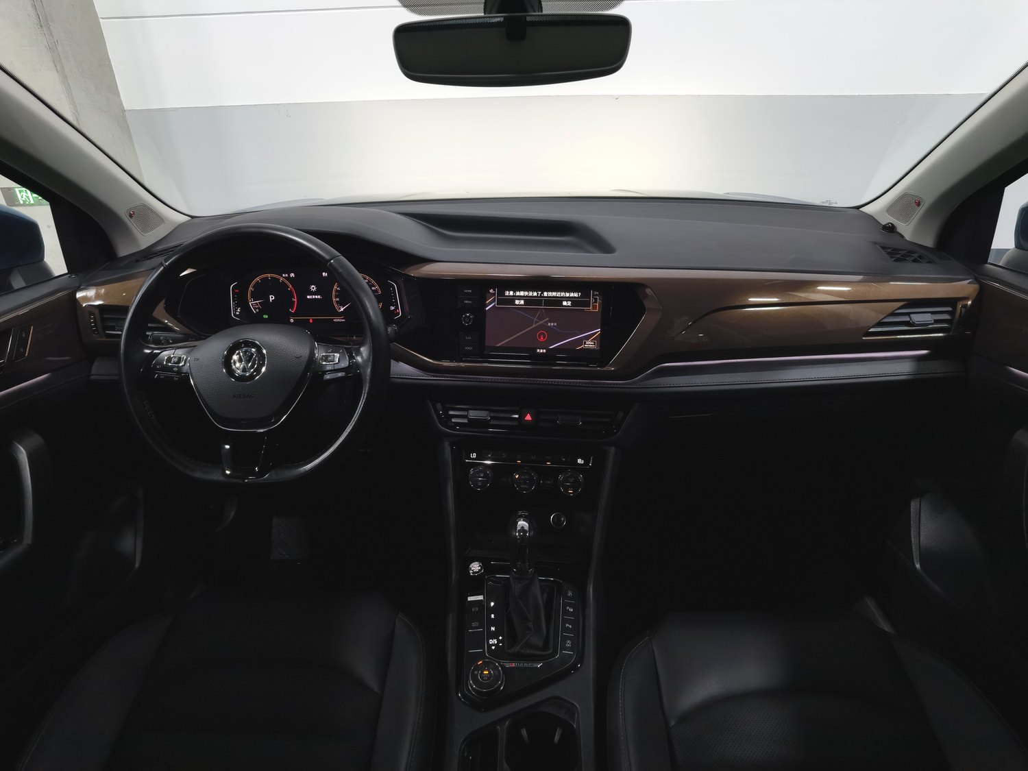 Used Volkswagen Tharu L 2019 2.0 AT