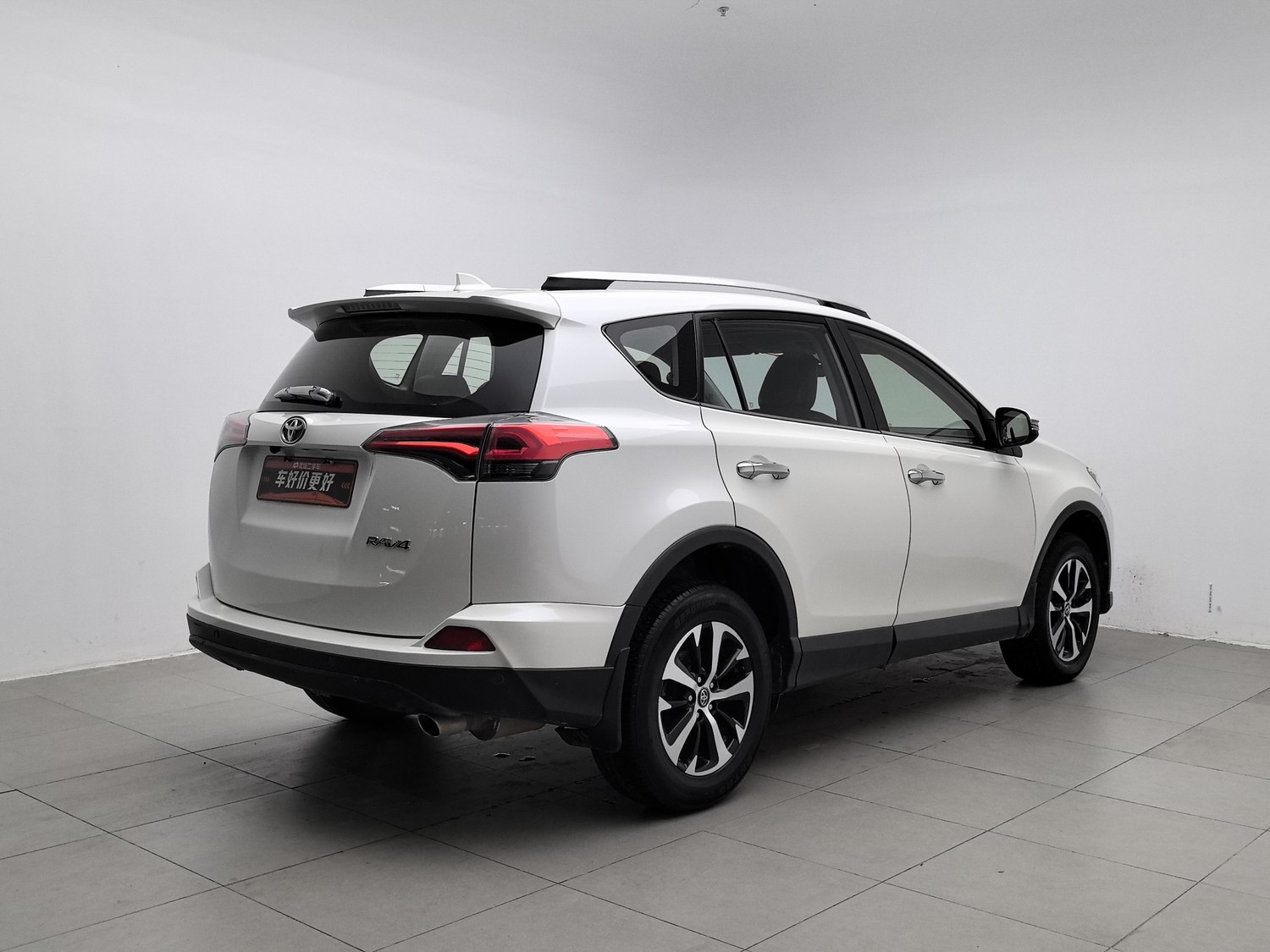 Used Toyota RAV4 2019 2.0 AT